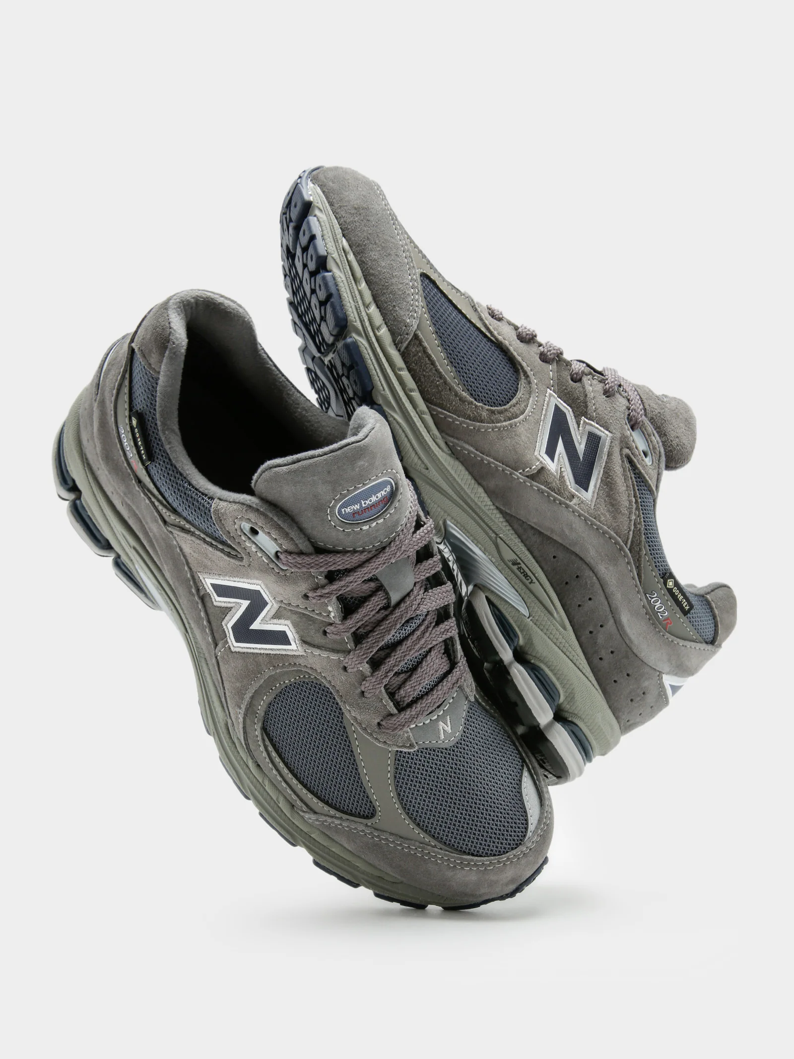 Unisex ML 2002 GORE-TEX Sneakers - Image 2