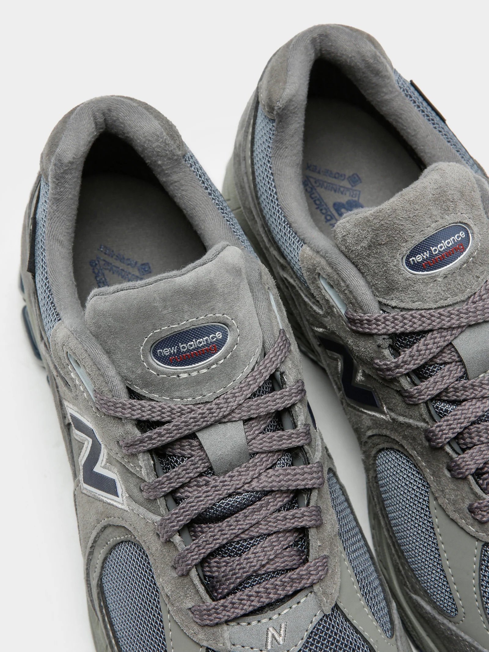 Unisex ML 2002 GORE-TEX Sneakers - Image 4