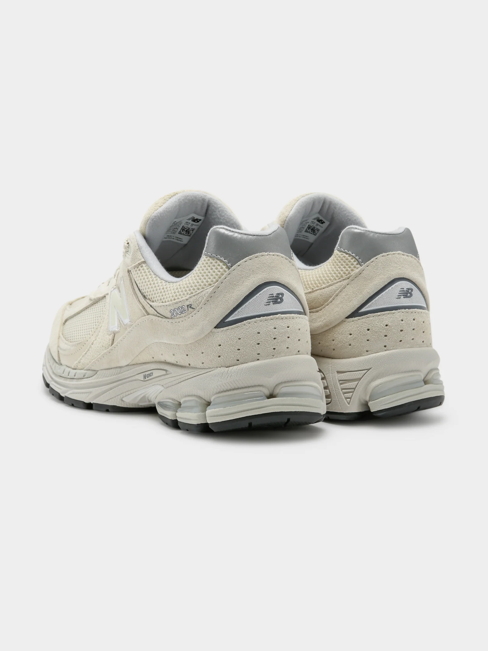 Unisex ML 2002 Sneakers - Image 7