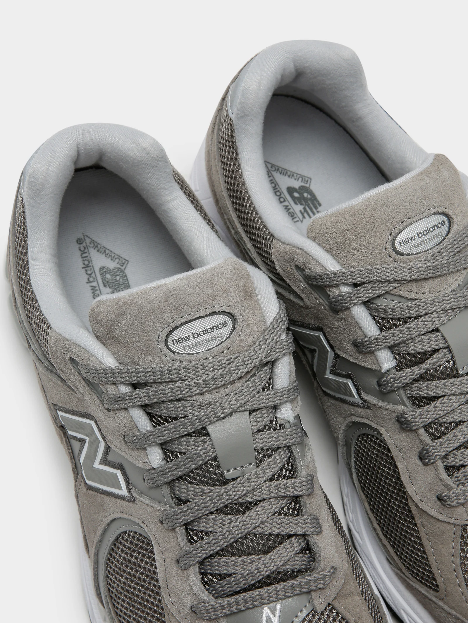 Unisex ML 2002 Sneakers - Image 5