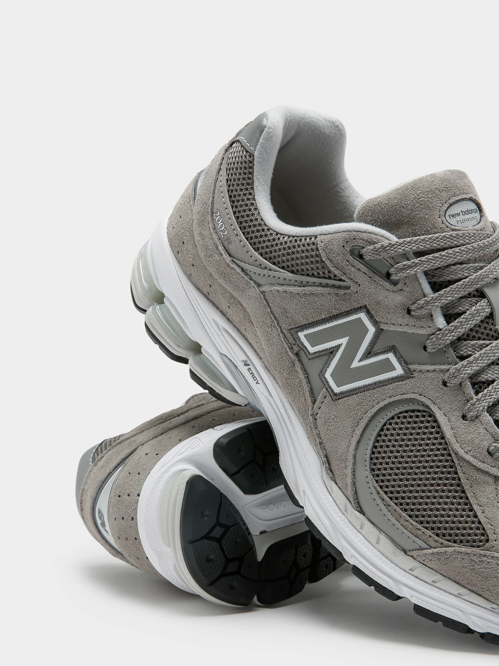 Unisex ML 2002 Sneakers - Image 6
