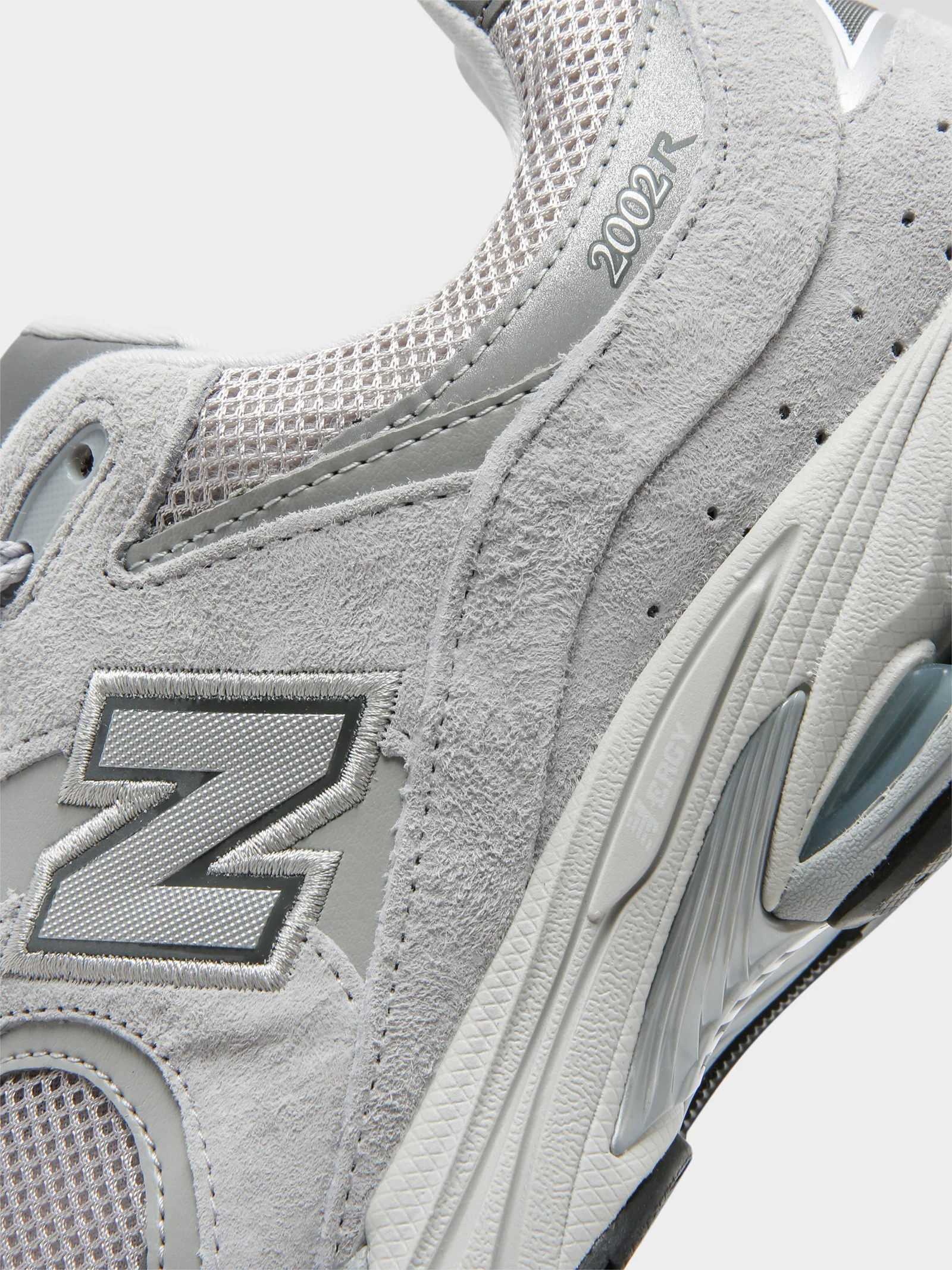 Unisex ML 2002 Sneakers - Image 5