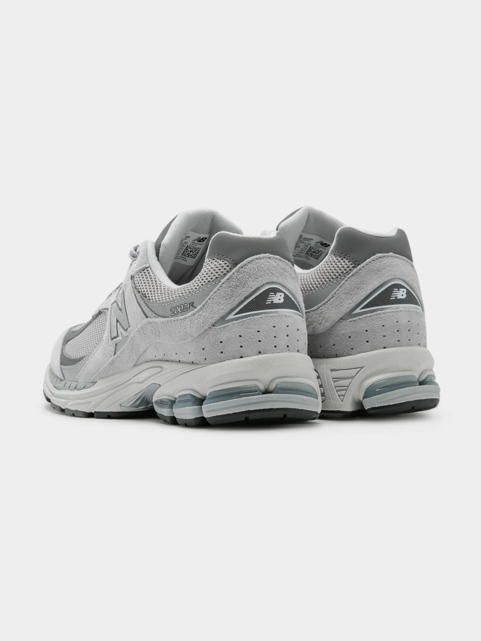 Unisex ML 2002 Sneakers - Image 7