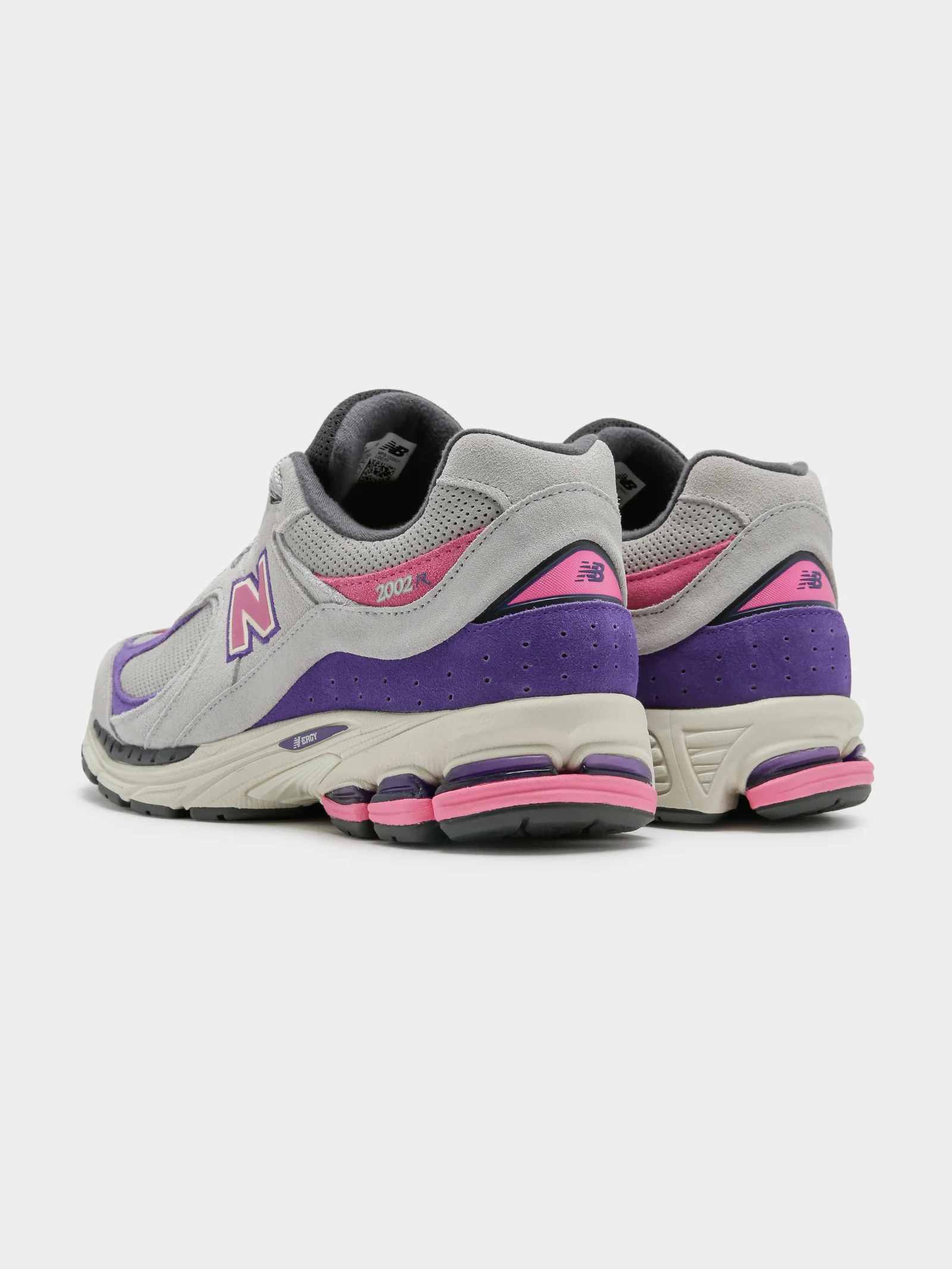Unisex ML 2002 Sneakers - Image 8