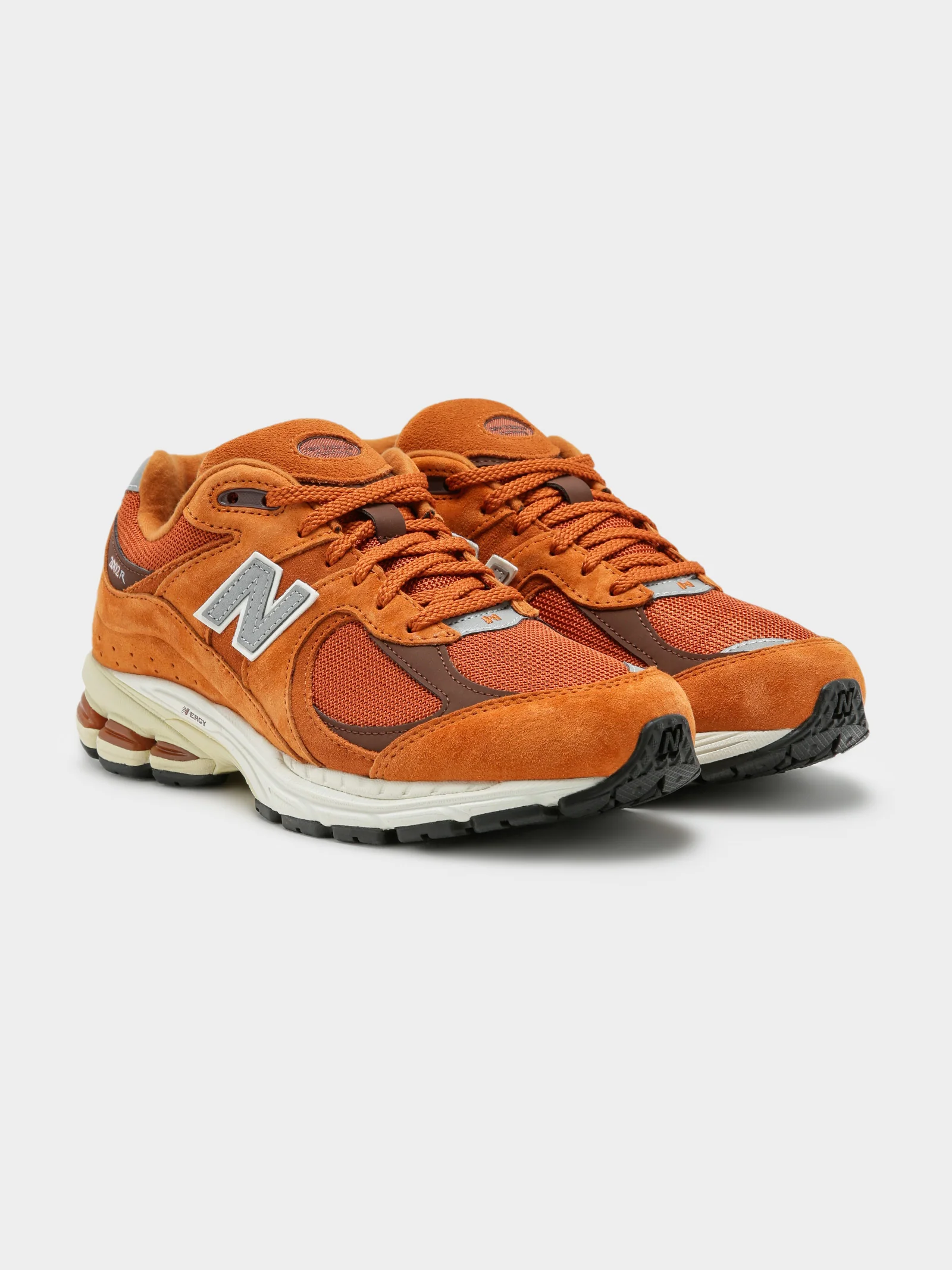 Unisex ML 2002 Sneakers - Image 6