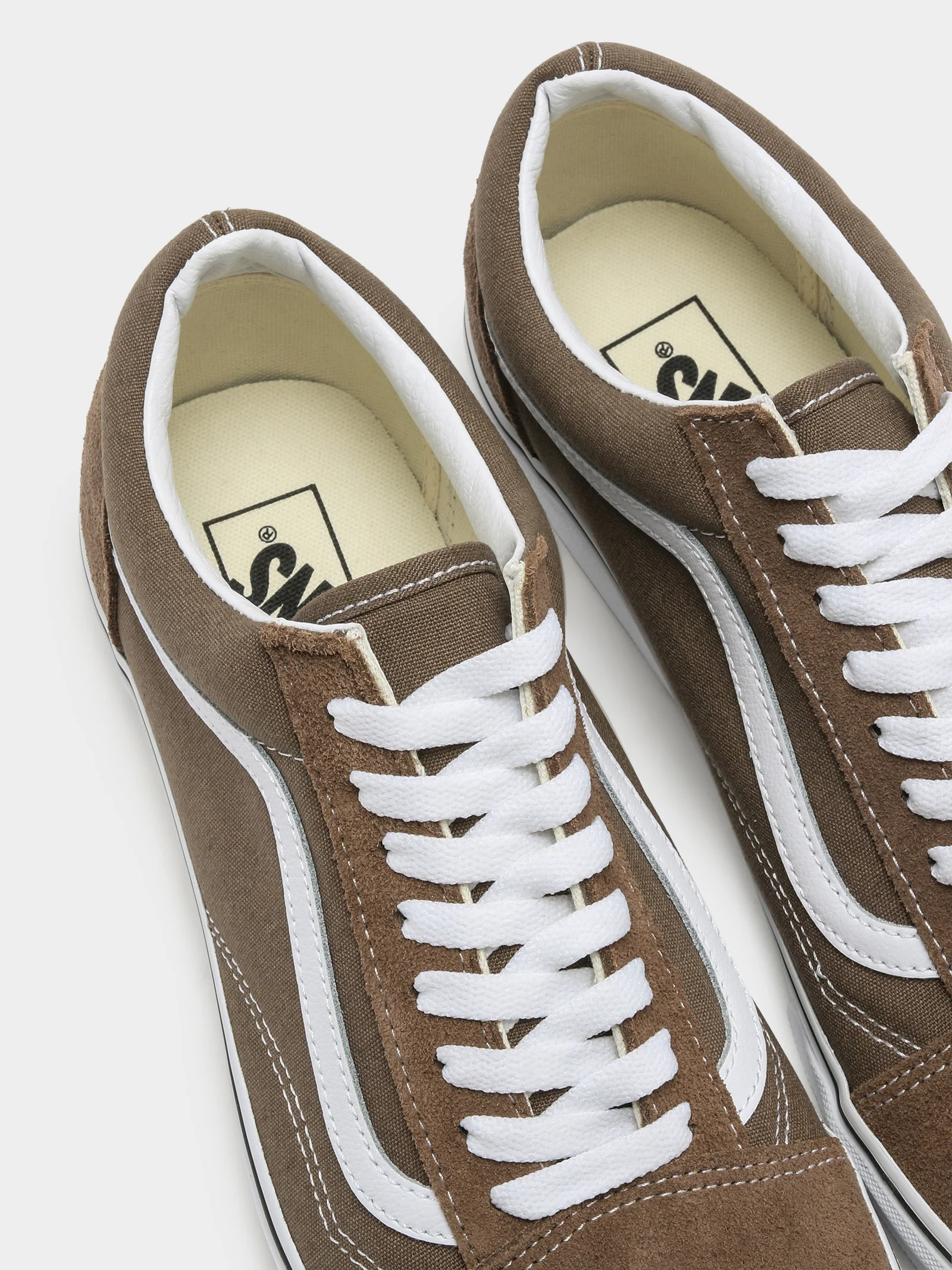 Unisex Old Skool Color Theory Sneakers - Image 5