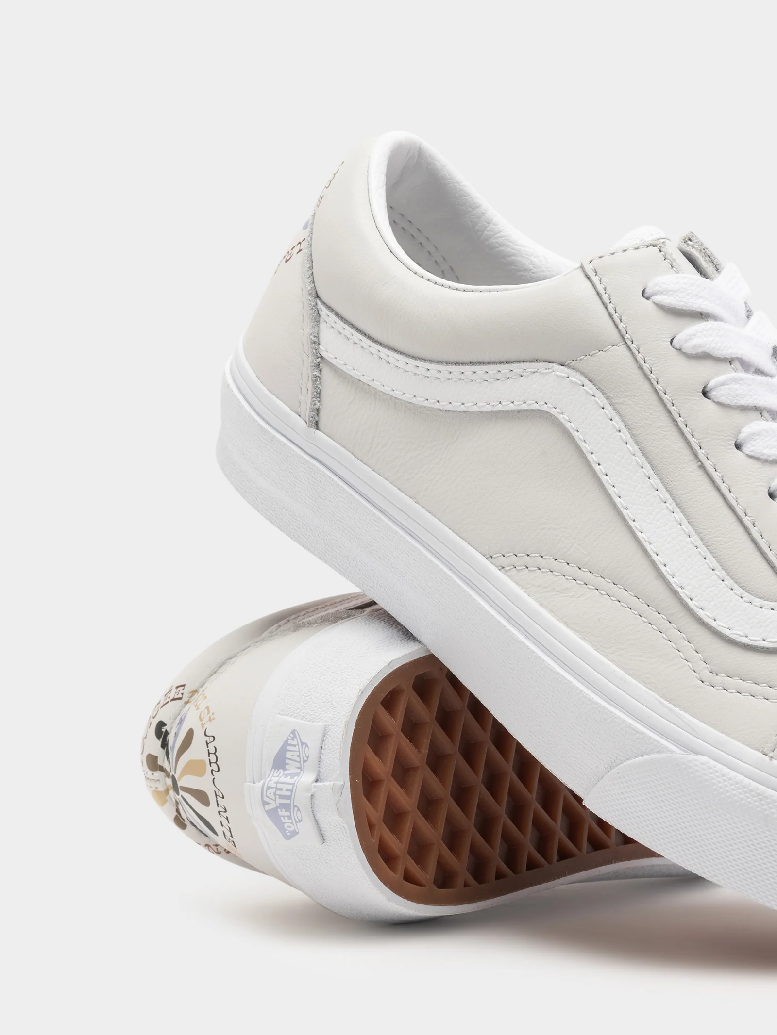 Unisex Old Skool Divine Energy Sneaker - Image 5
