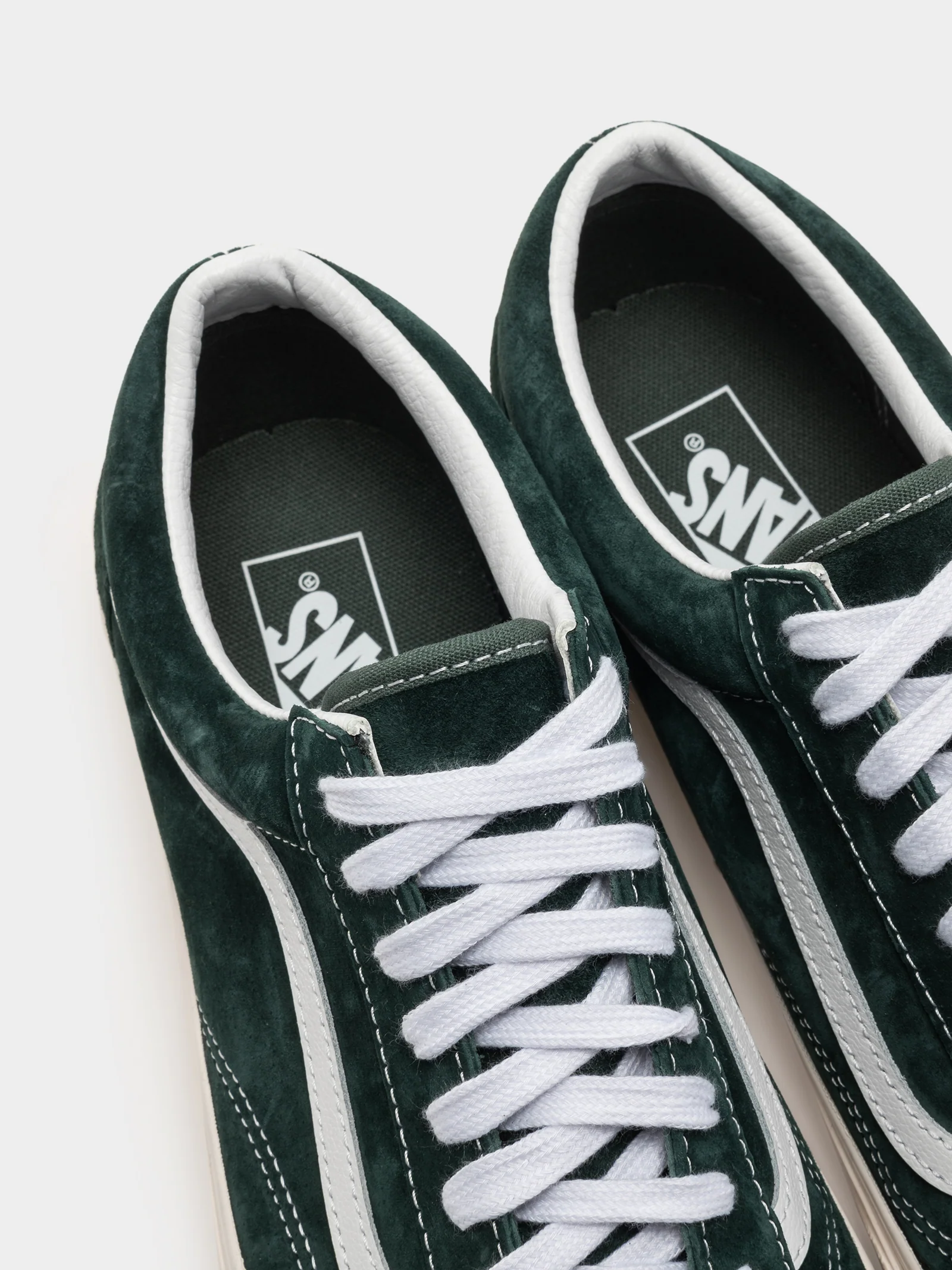 Unisex Old Skool Suede Sneaker - Image 3