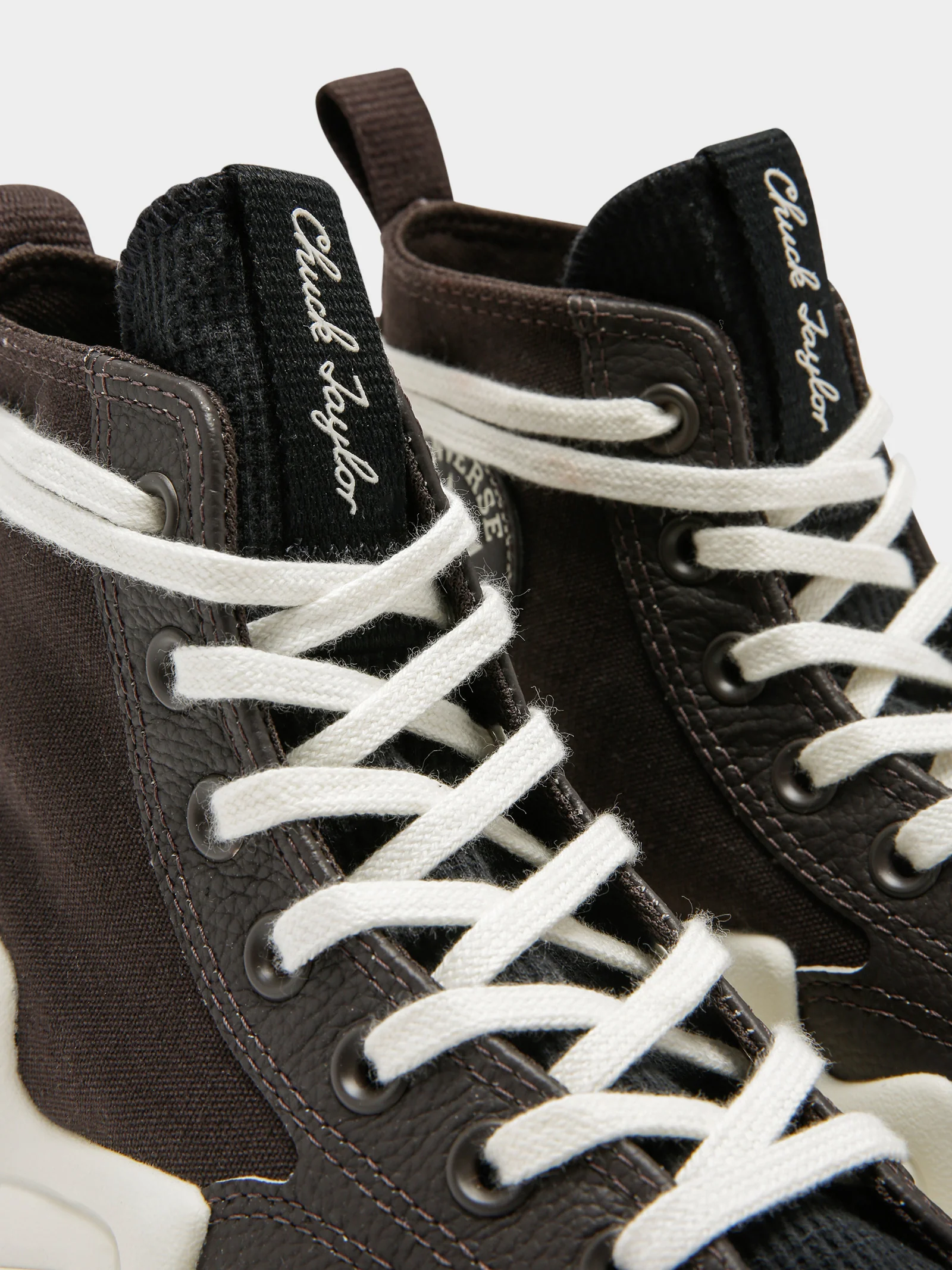 Unisex Run Star Motion Sneakers - Image 3