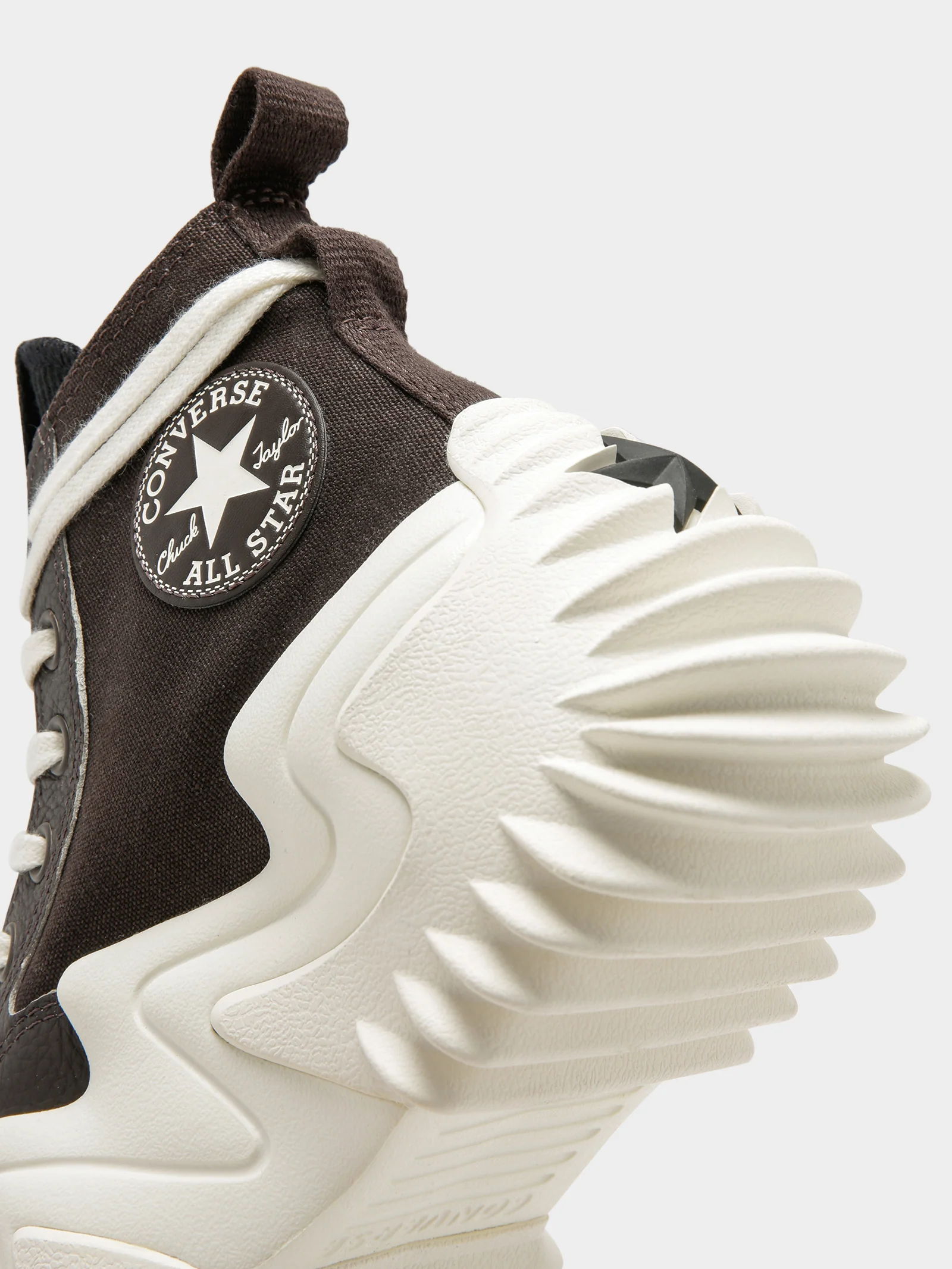 Unisex Run Star Motion Sneakers - Image 4