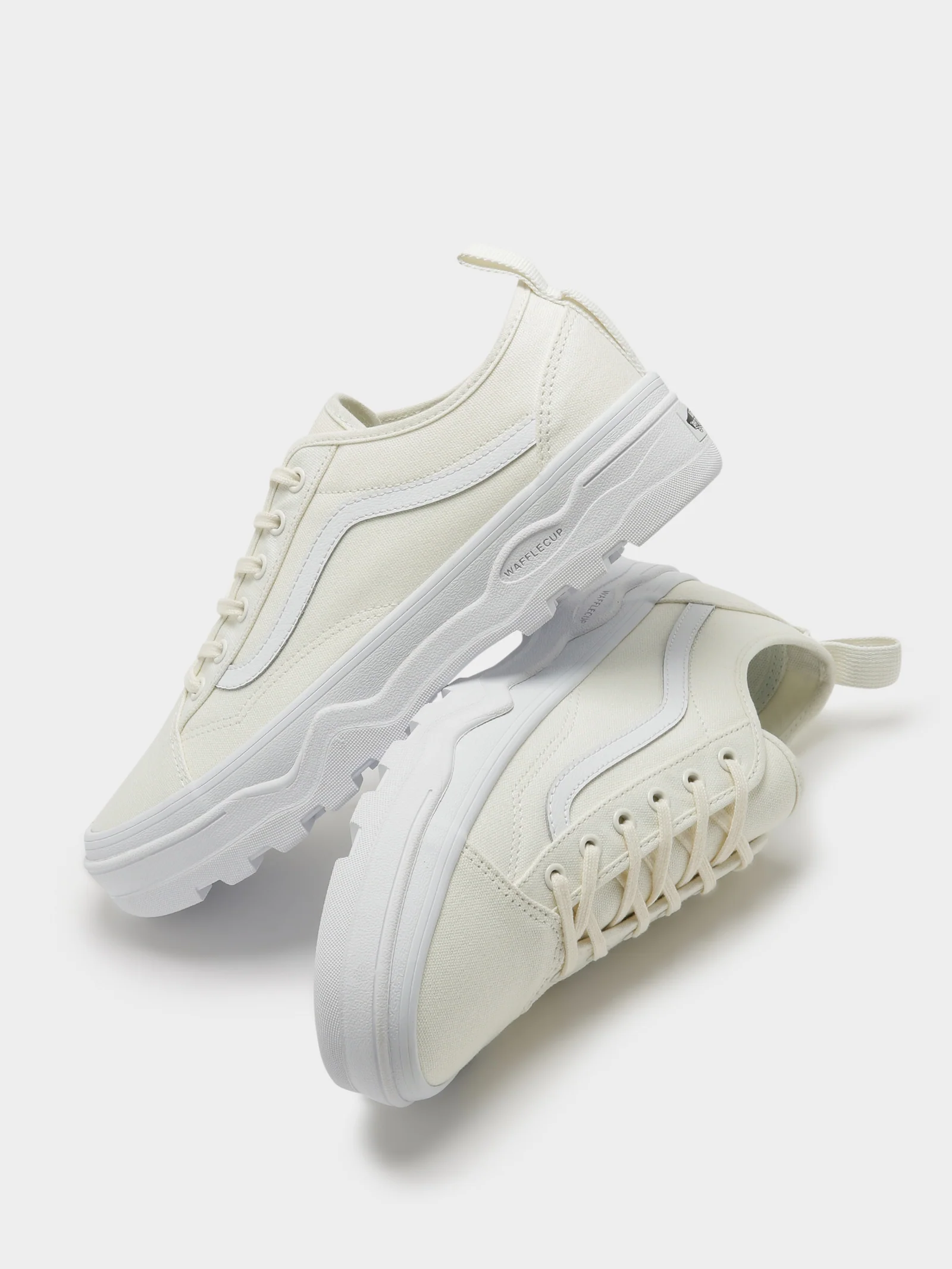 Unisex Sentry Old Skool Sneakers - Image 4