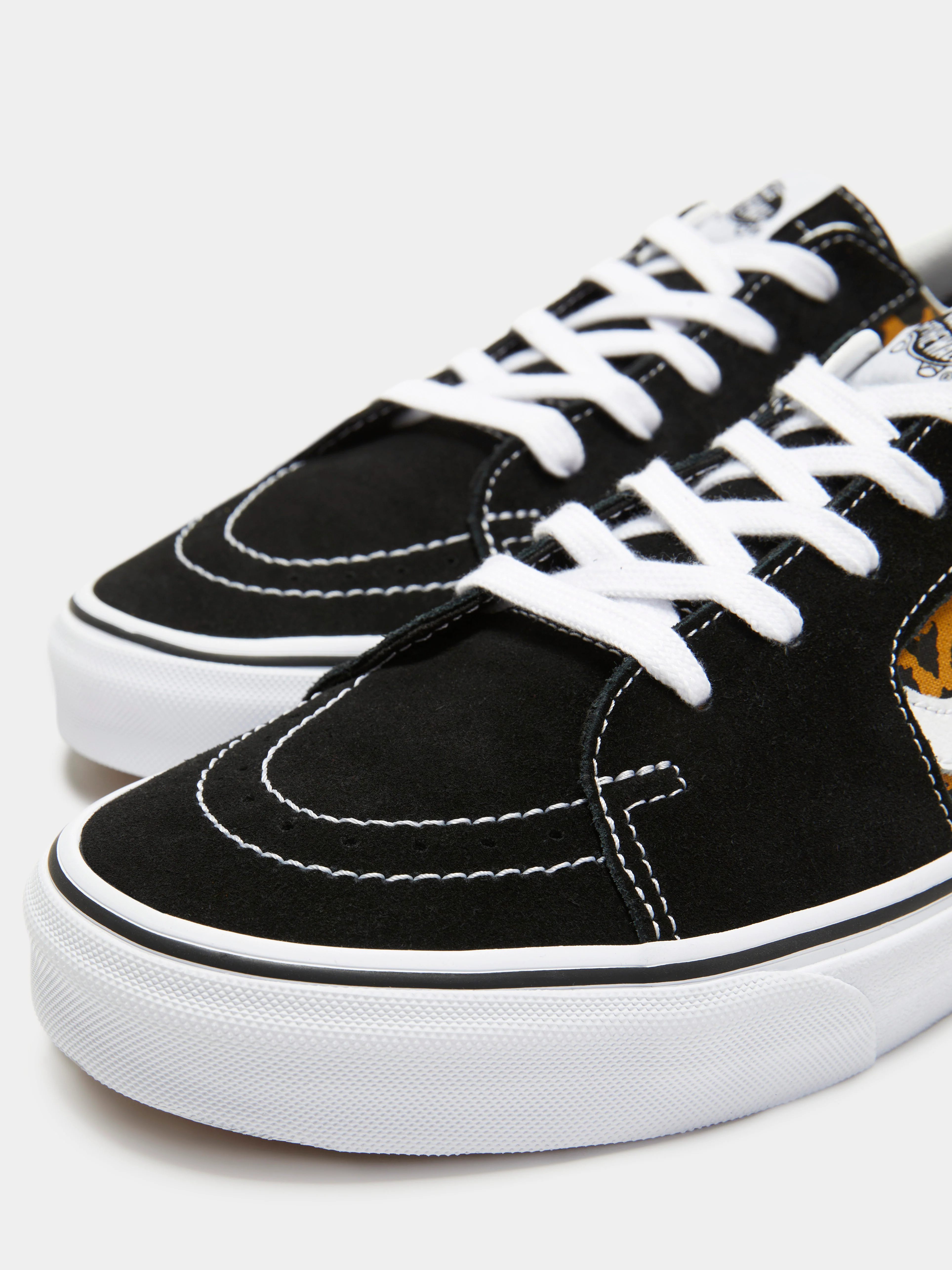 Unisex Sk8 Low Sneakers - Image 3