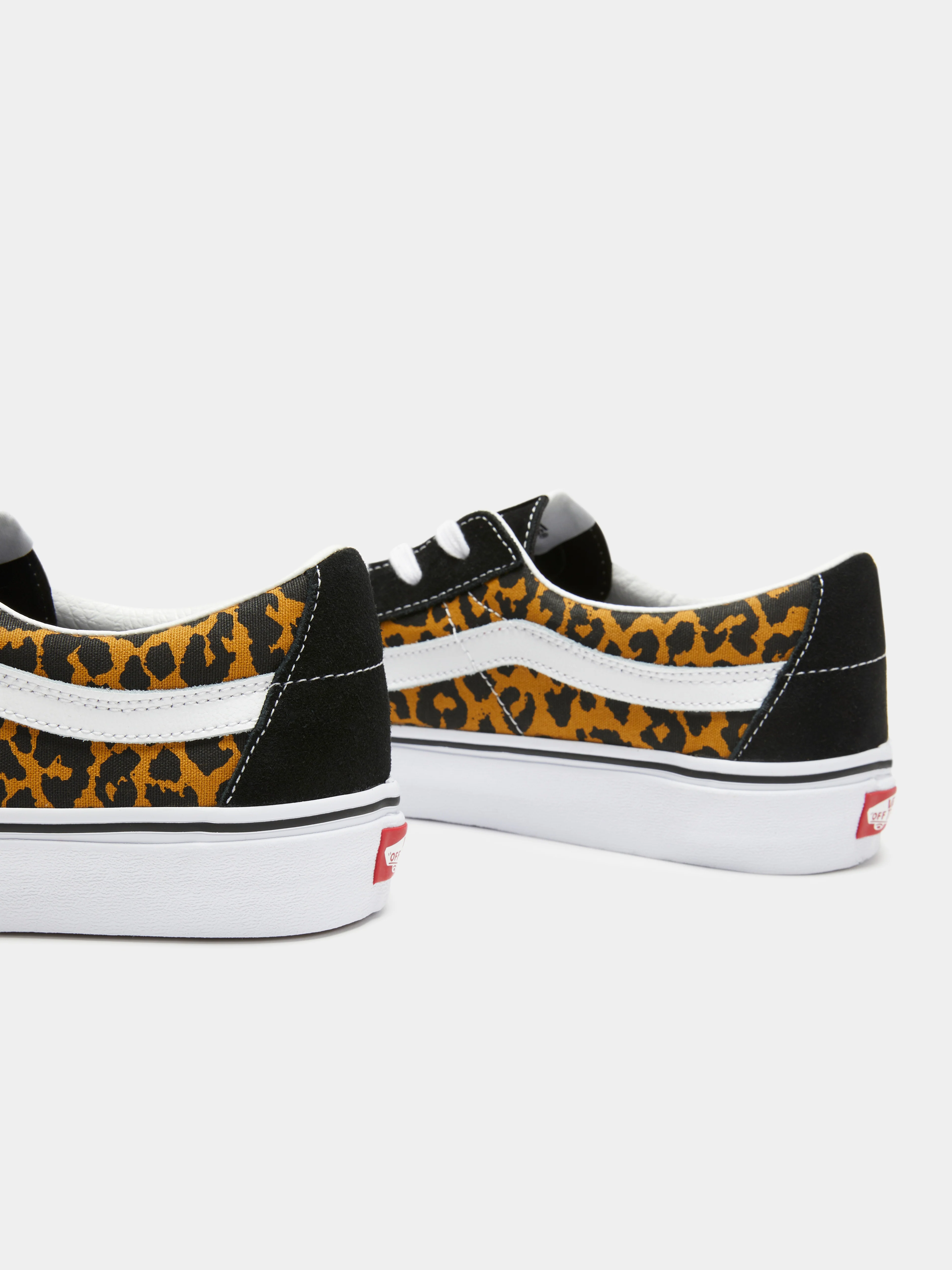 Unisex Sk8 Low Sneakers - Image 4