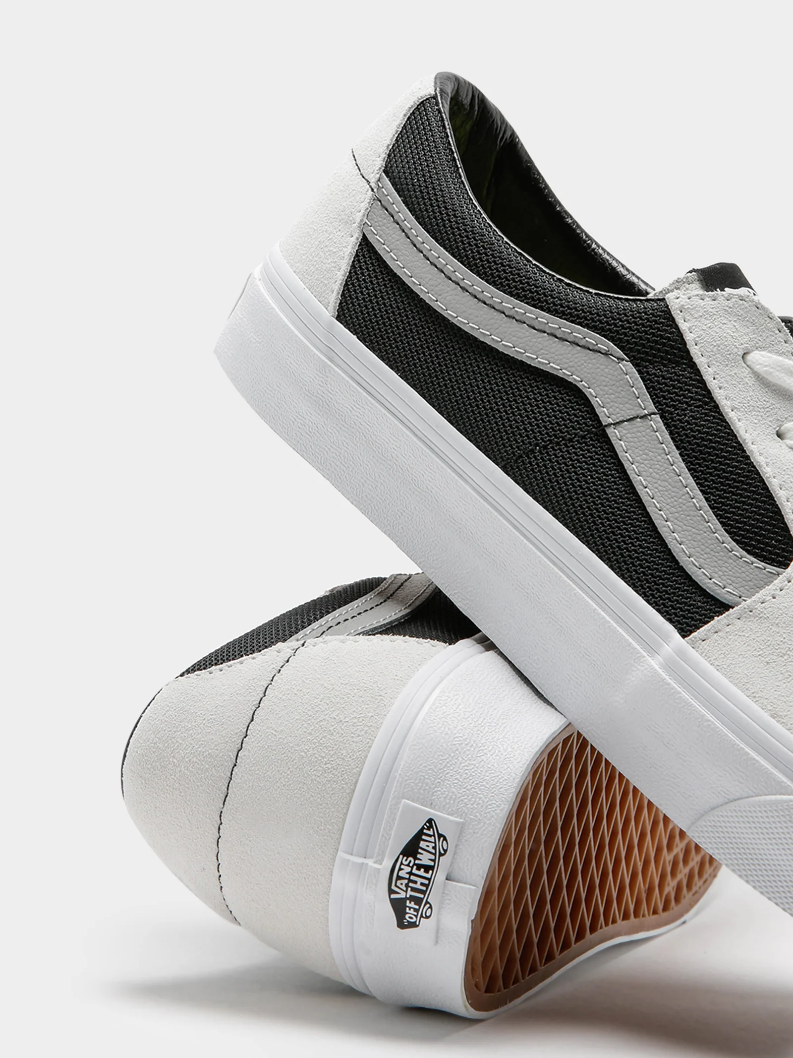Unisex Sk8 Low Two Tone Sneakers - Image 5