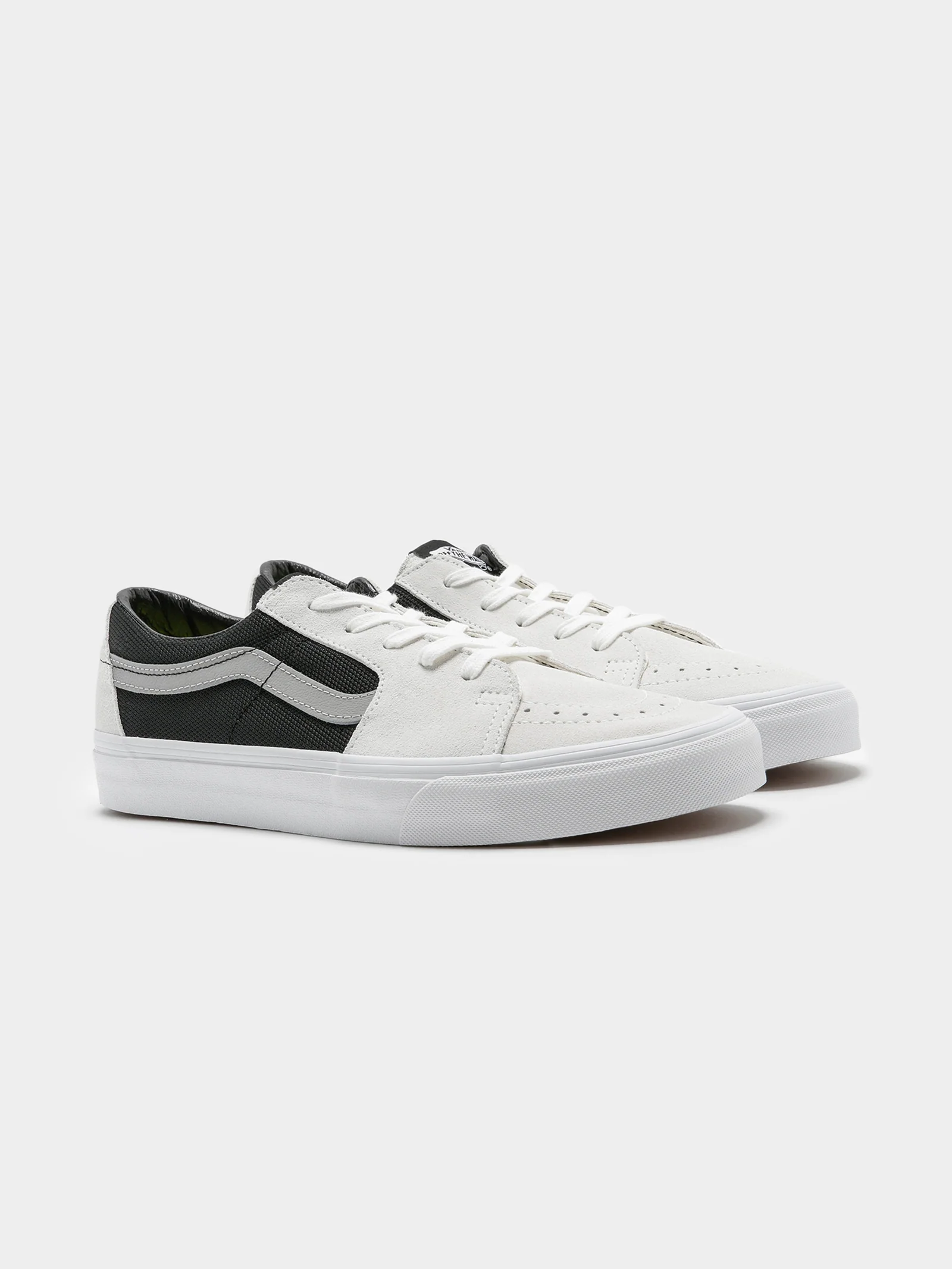 Unisex Sk8 Low Two Tone Sneakers - Image 6