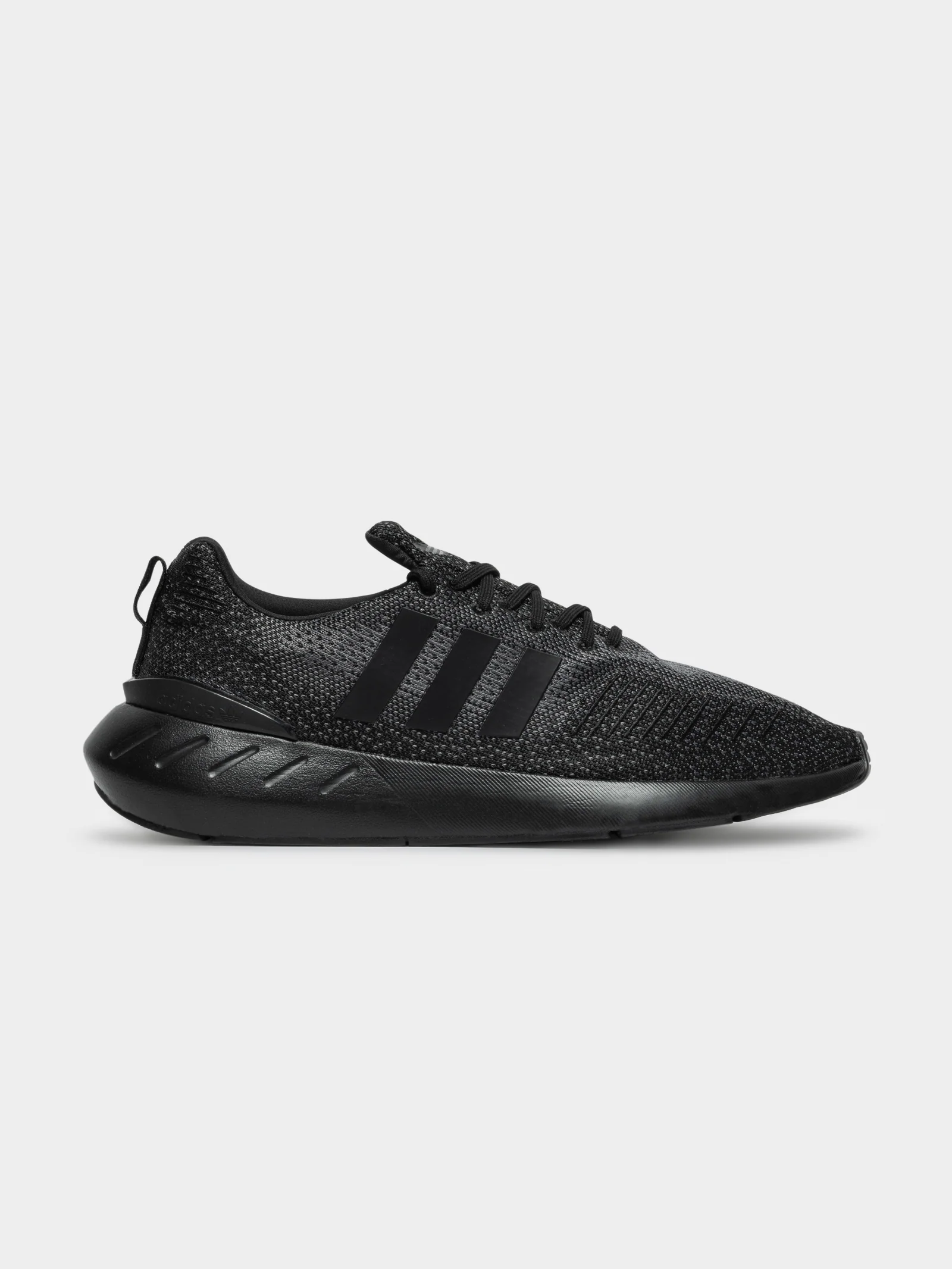 Unisex Swift Run 22 Sneakers - Image 2