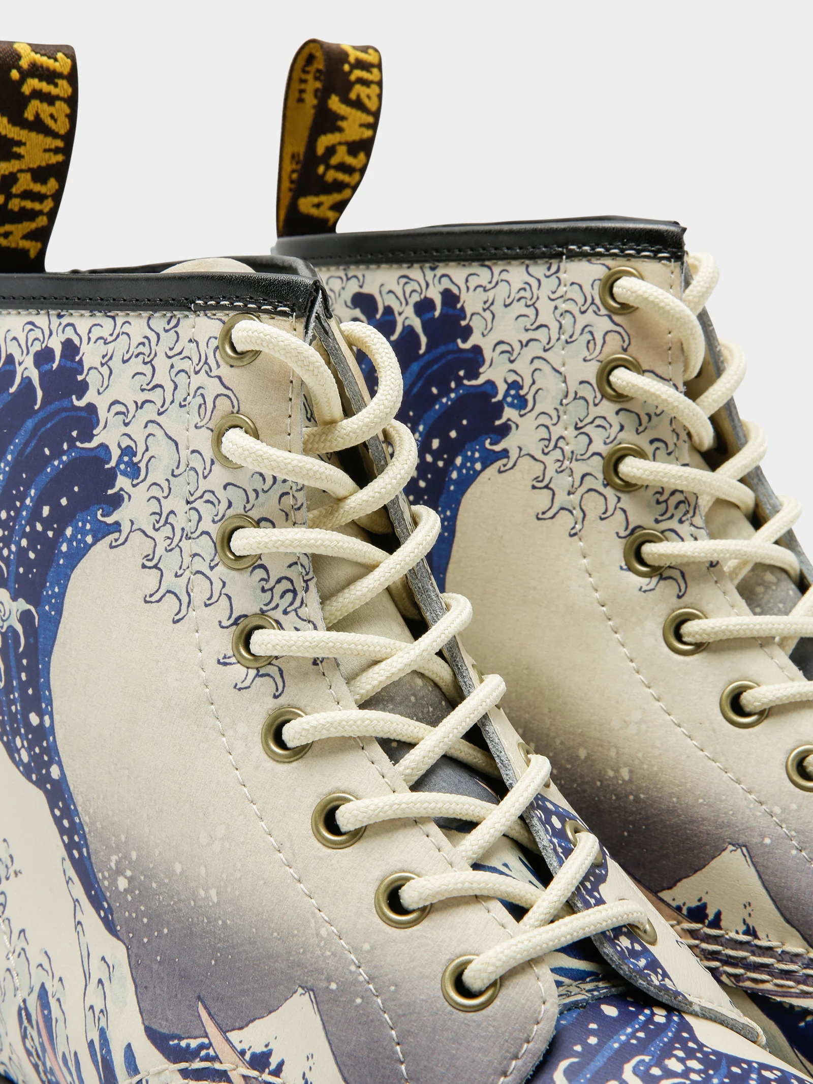 Unisex The Met Masterpiece 1460 Boots - Image 3