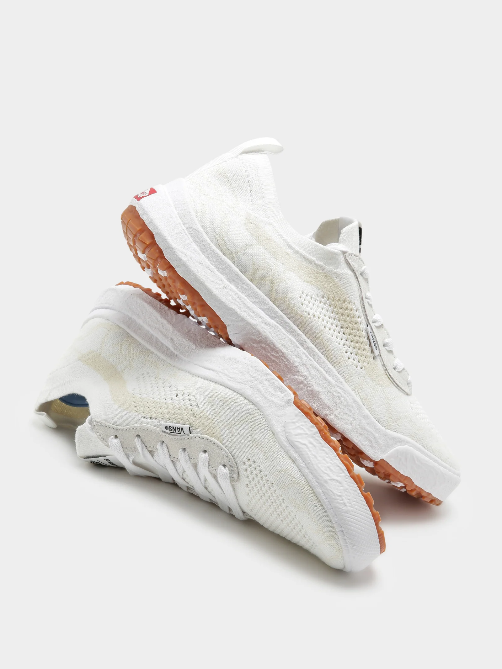 Unisex Ultrarange VR3 Sneakers - Image 6