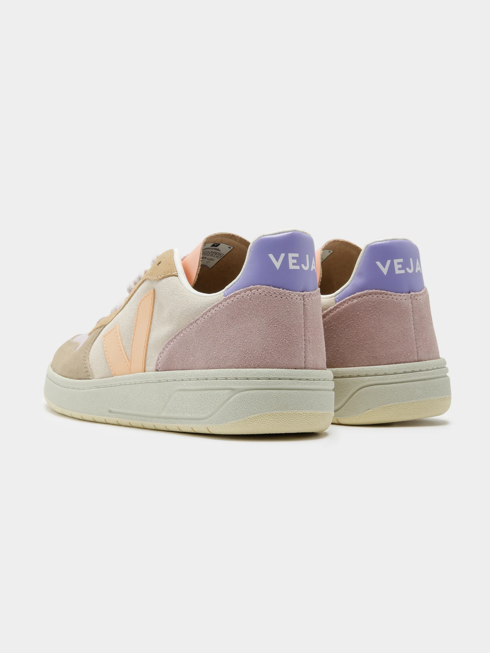 Unisex V-10 Leather Sneakers - Image 7