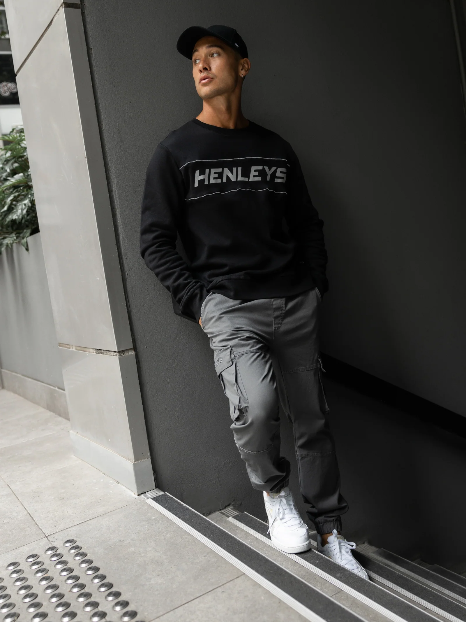 United Reflective Crew Sweat - Image 2