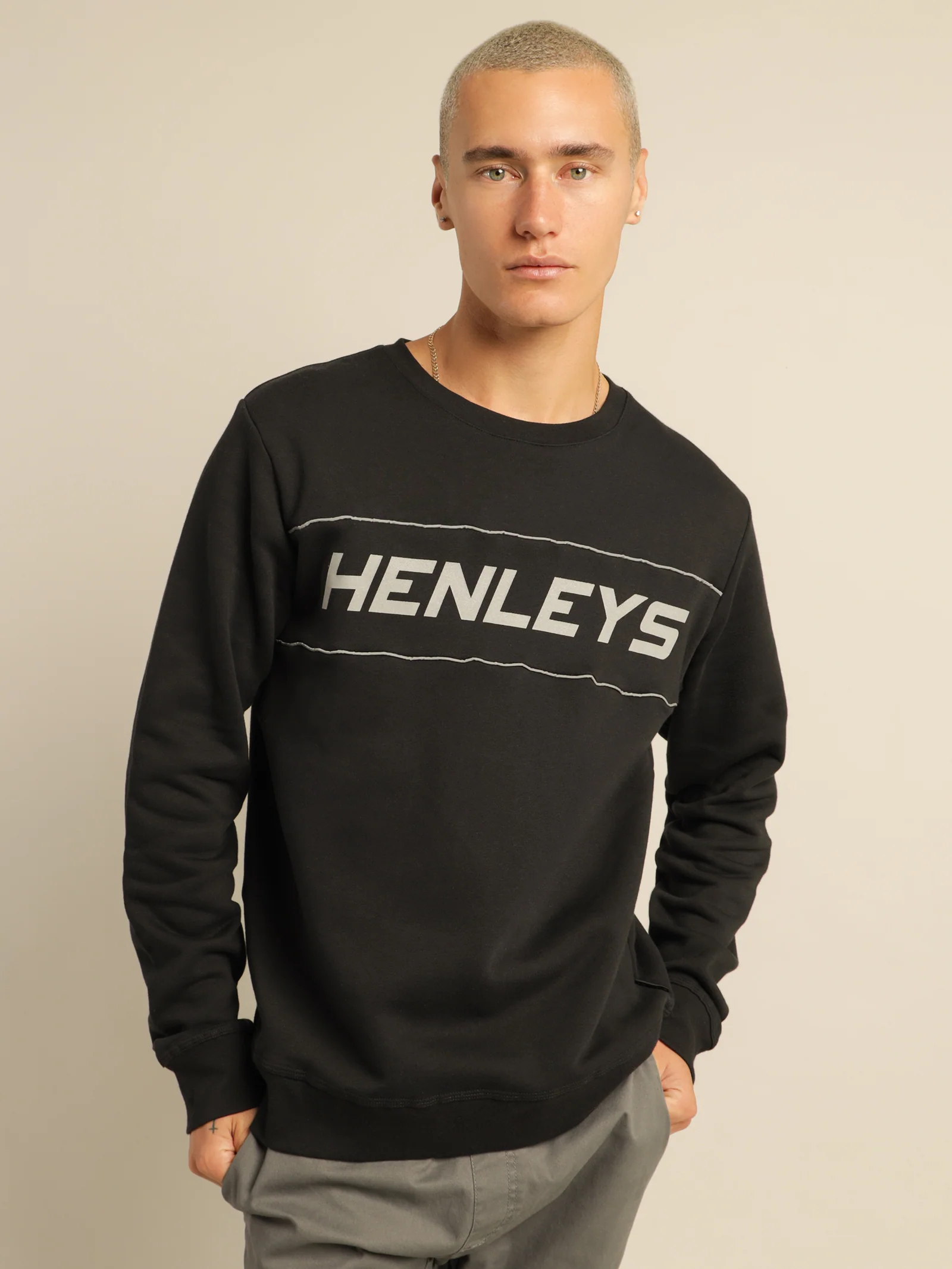 United Reflective Crew Sweat - Image 6