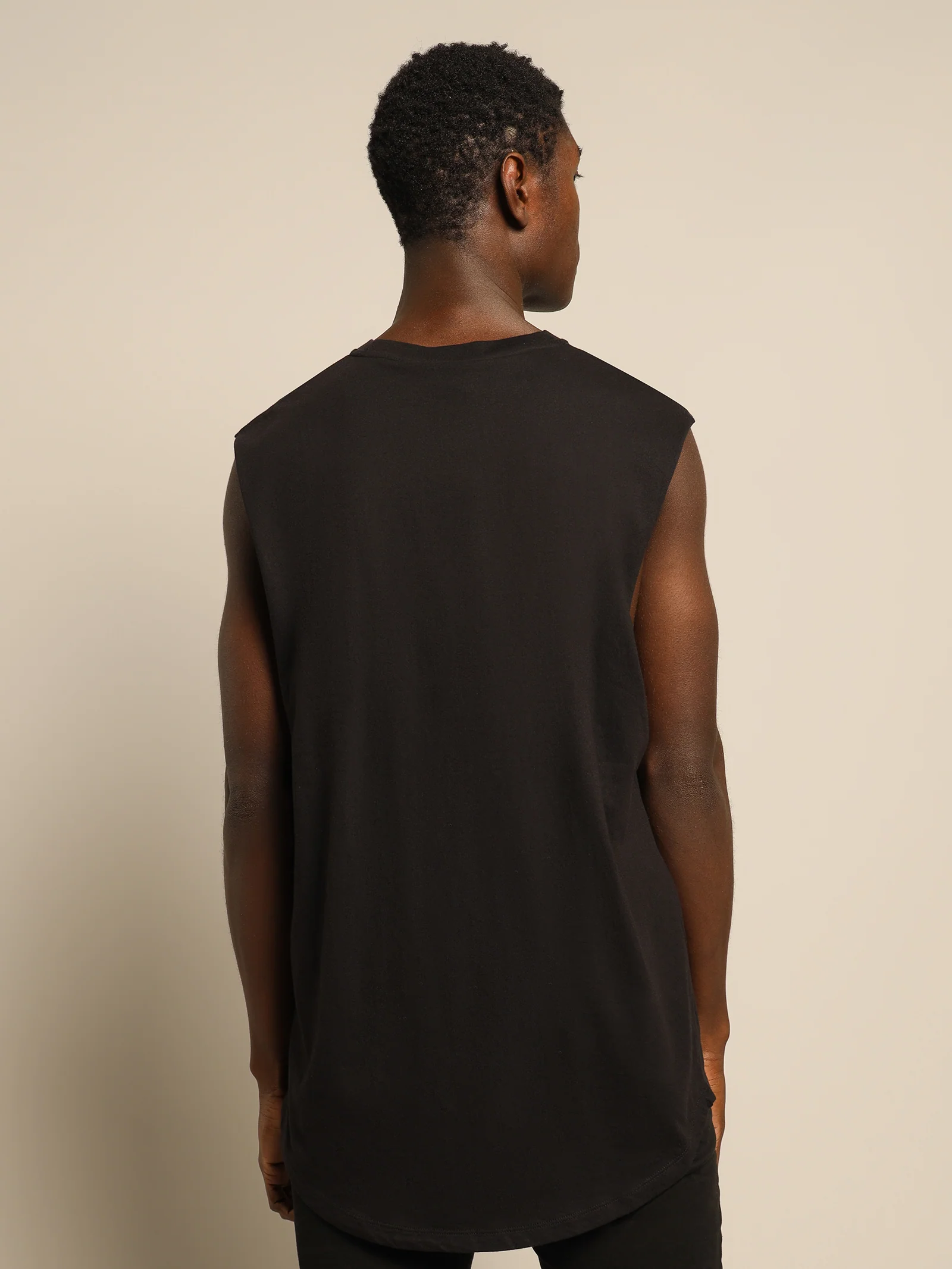 Unknowing Scoop Back Muscle - Image 6