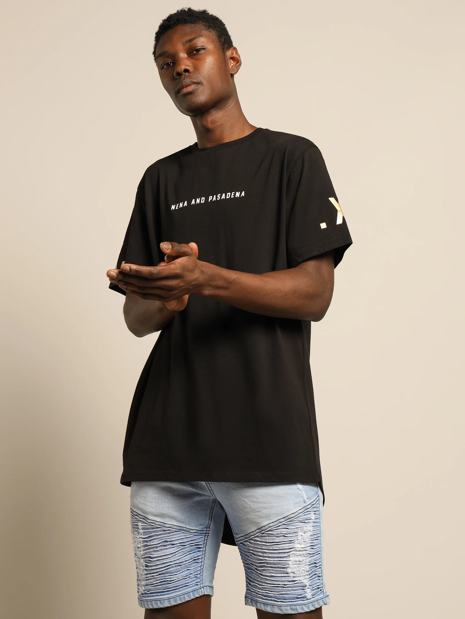 Unleashed Cape T-Shirt - Image 3