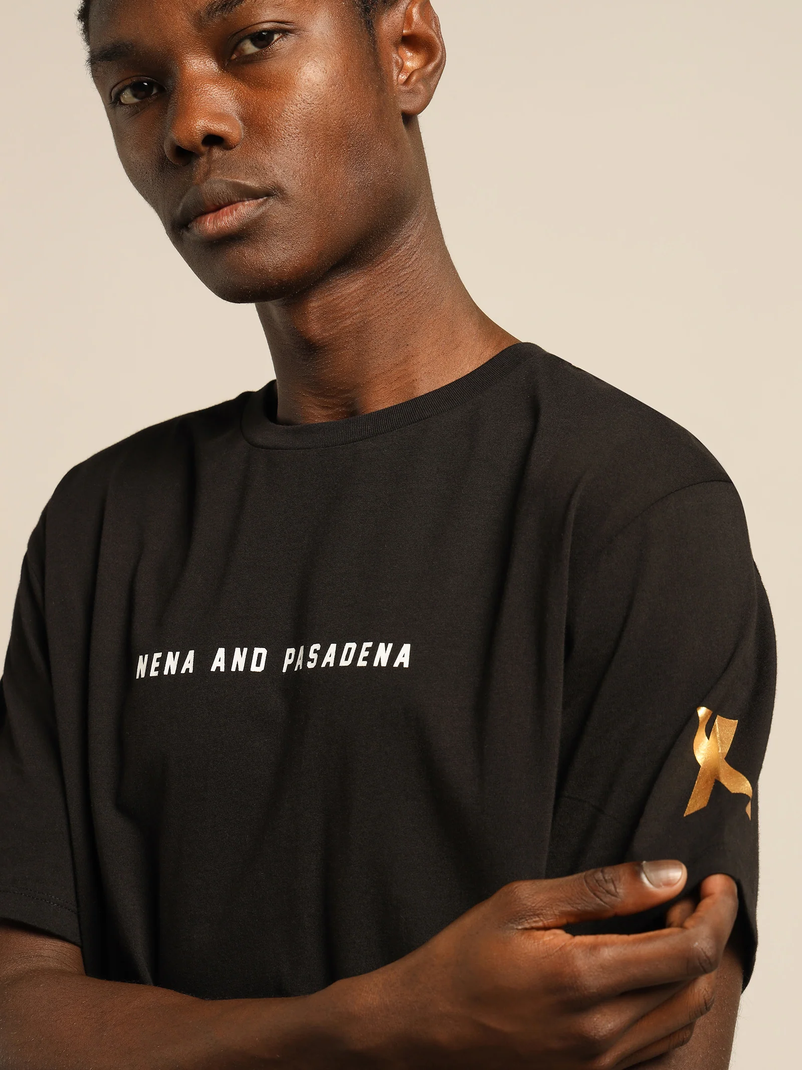 Unleashed Cape T-Shirt - Image 4