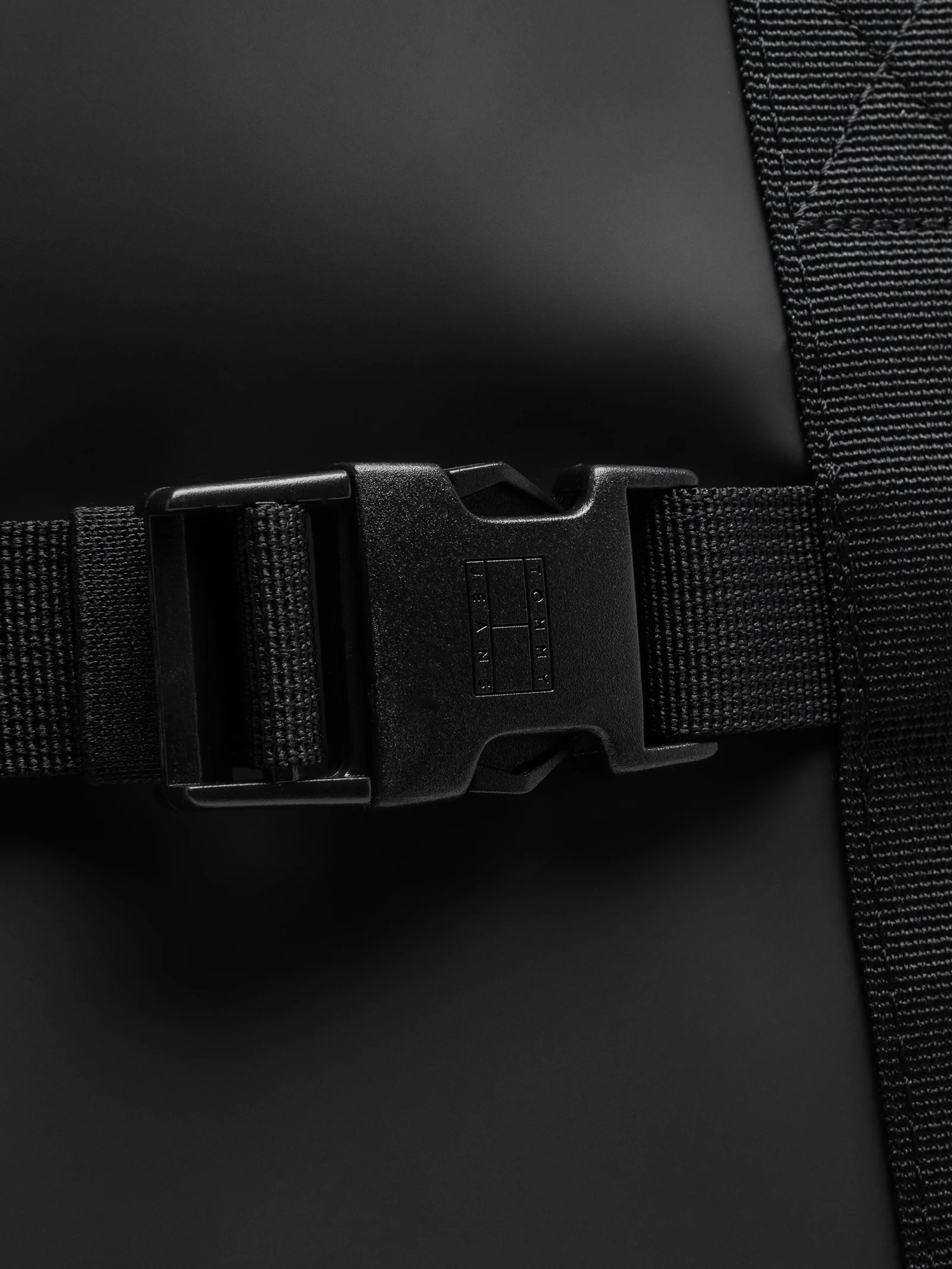 Urban Tommy Badge Tote - Image 4