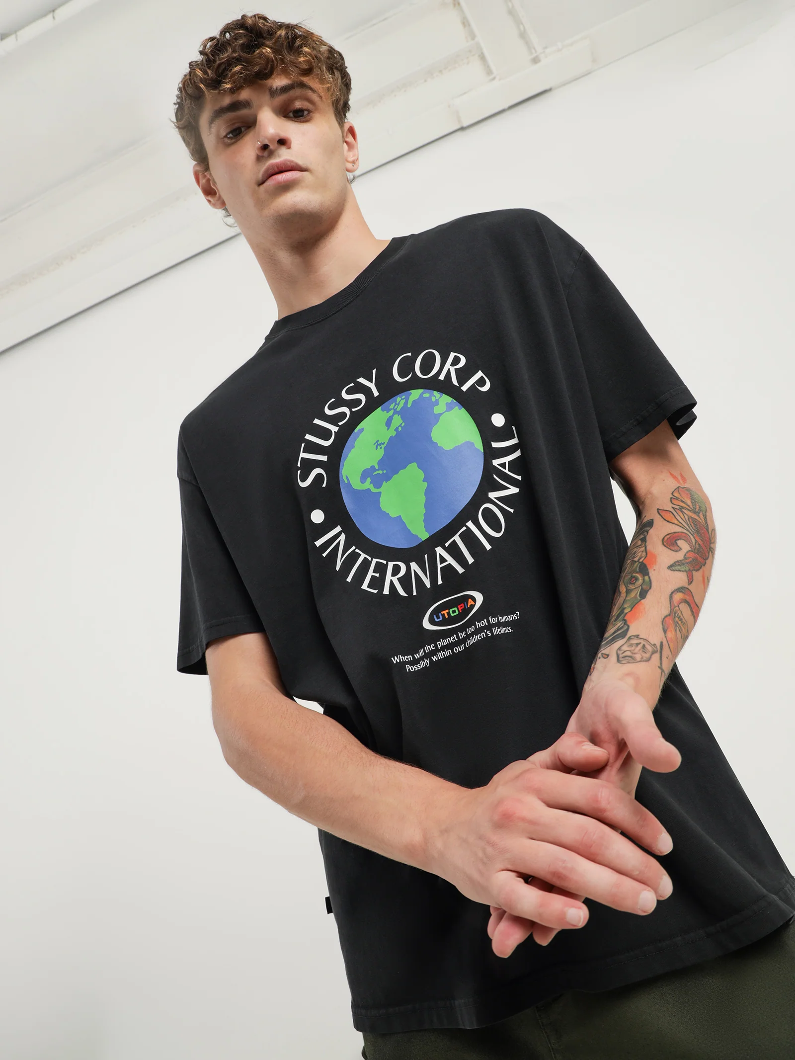 Utopia Short Sleeve T-Shirt - Image 2