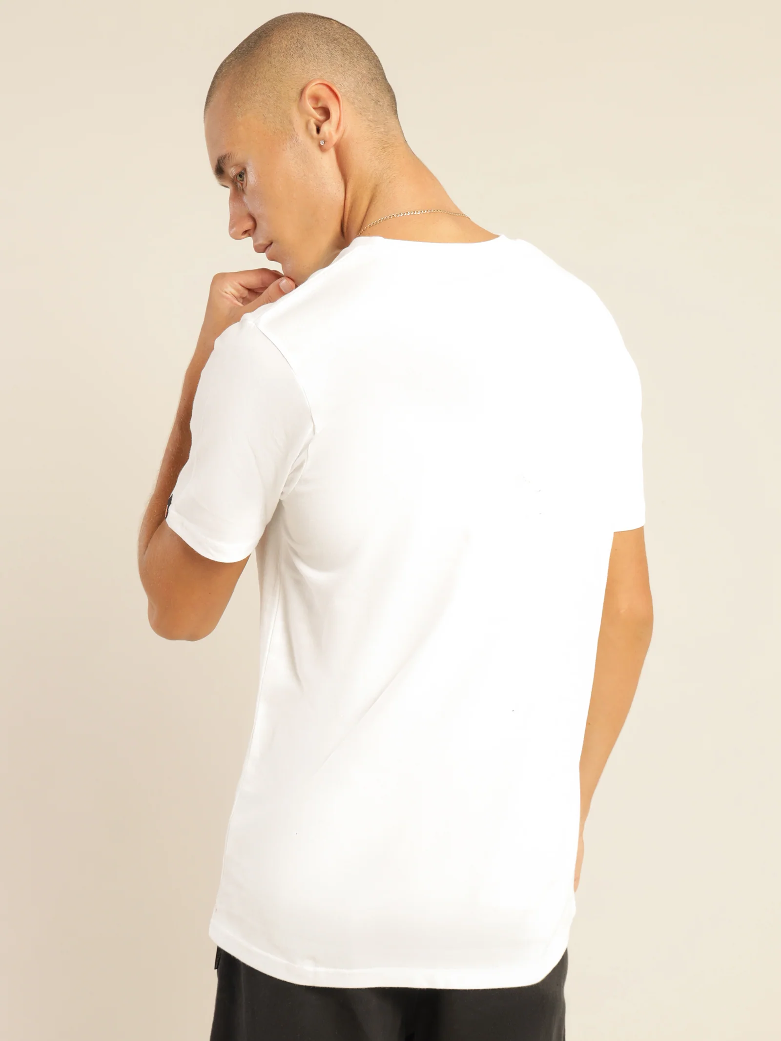 Valliteri T-Shirt - Image 6