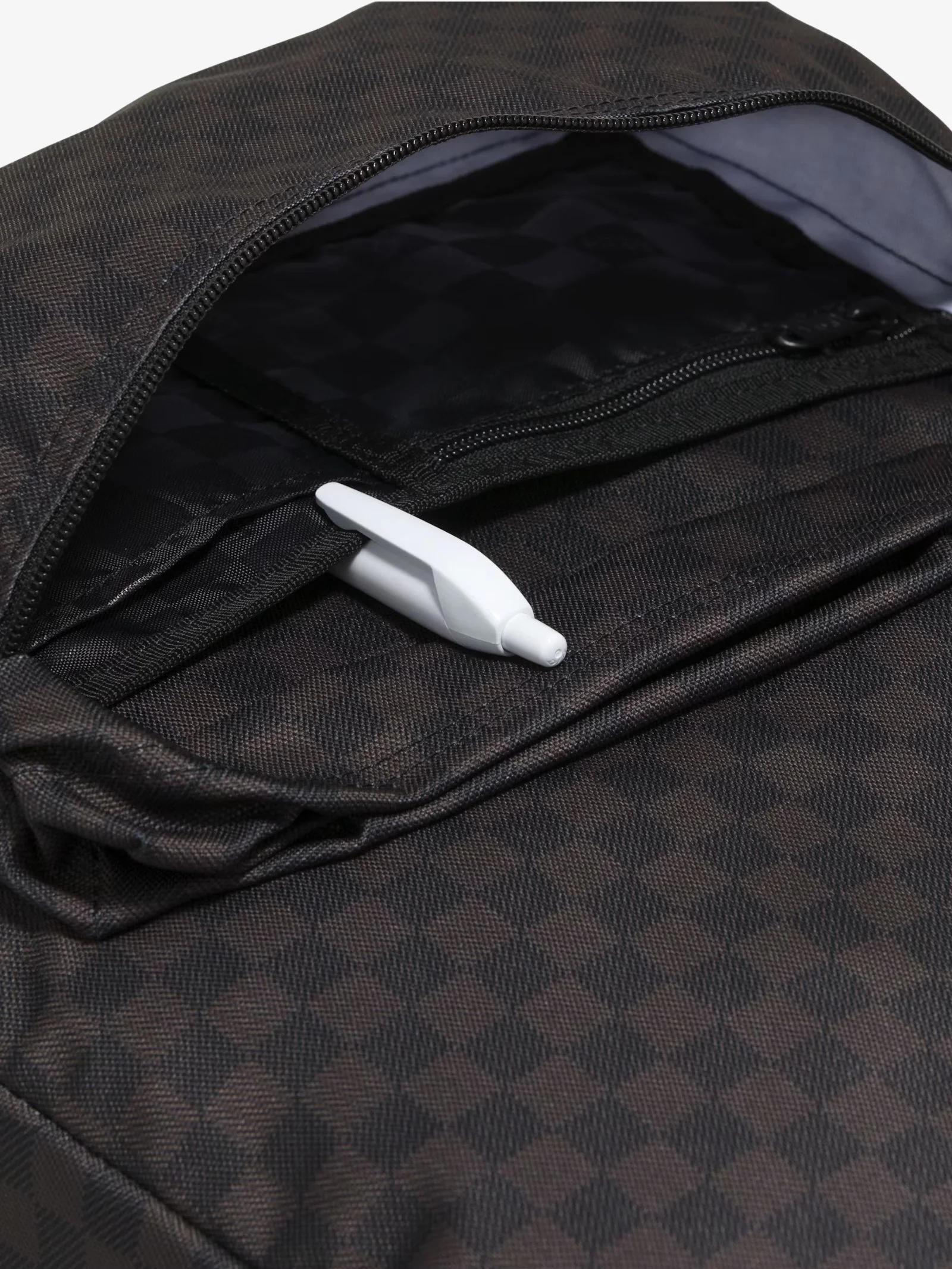 Old Skool Check Backpack - Image 5