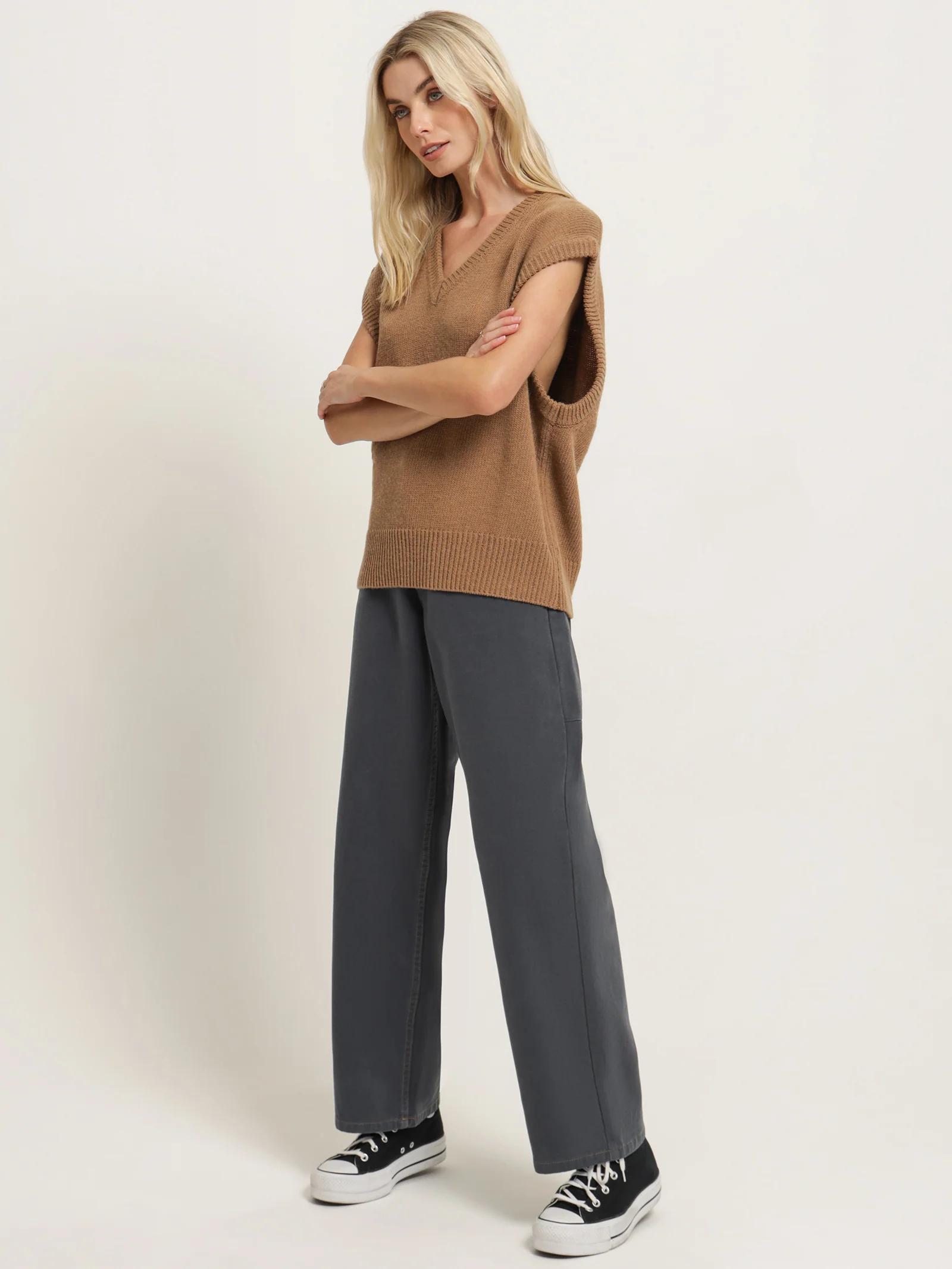 Velencia Knit Vest - Image 5