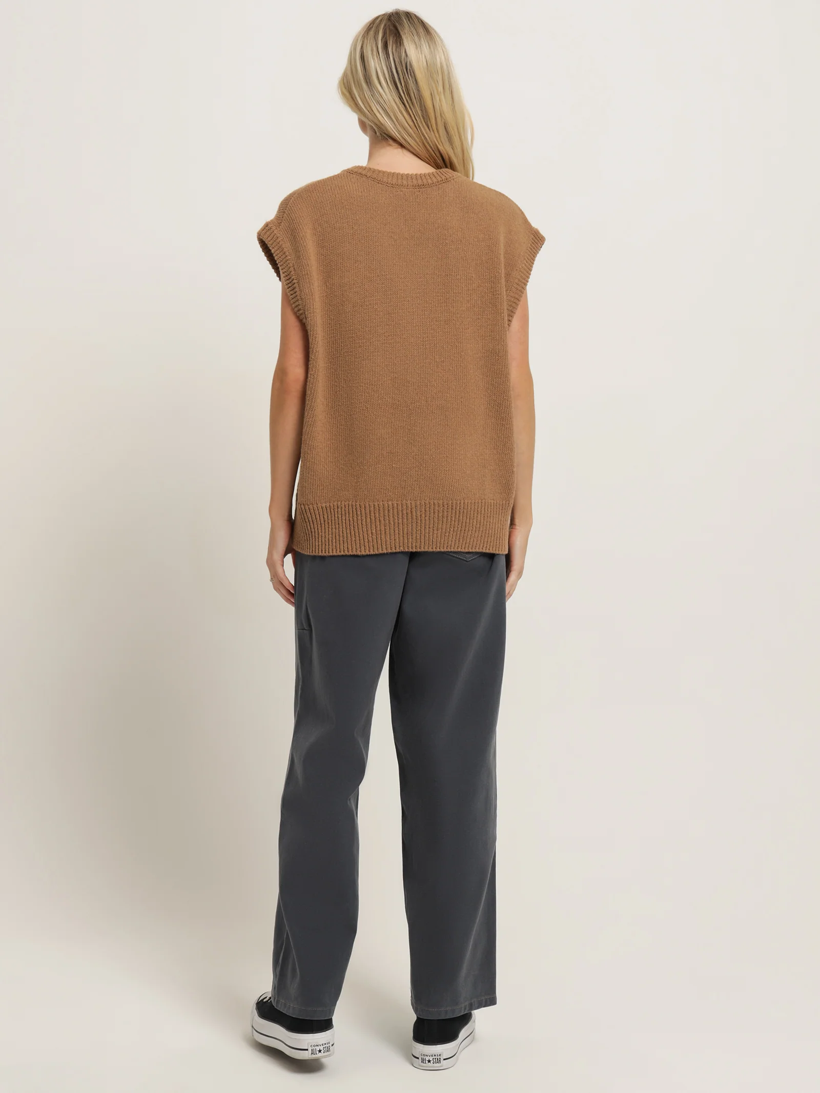 Velencia Knit Vest - Image 6