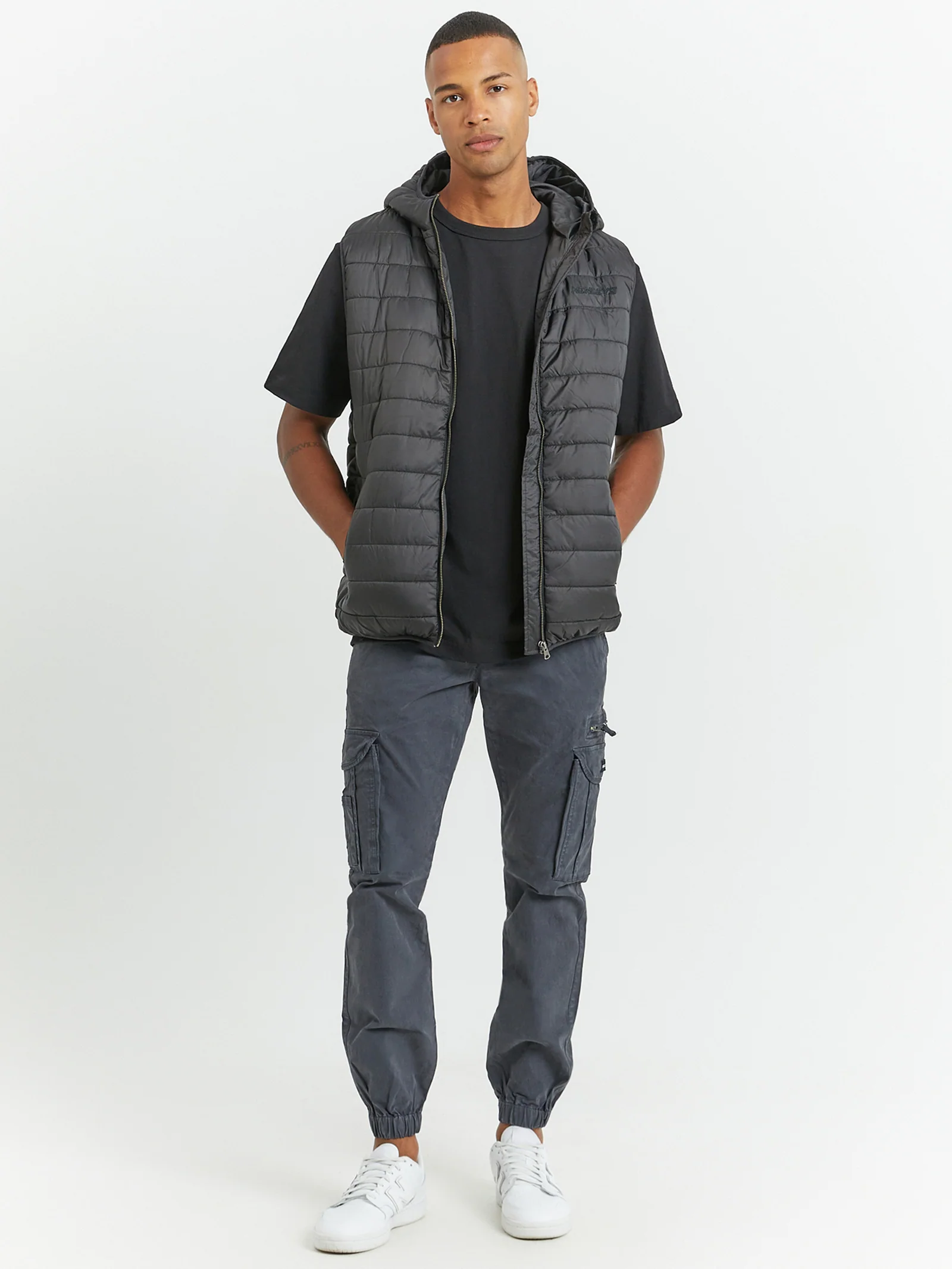 Velocity Hooded Gillet - Image 4