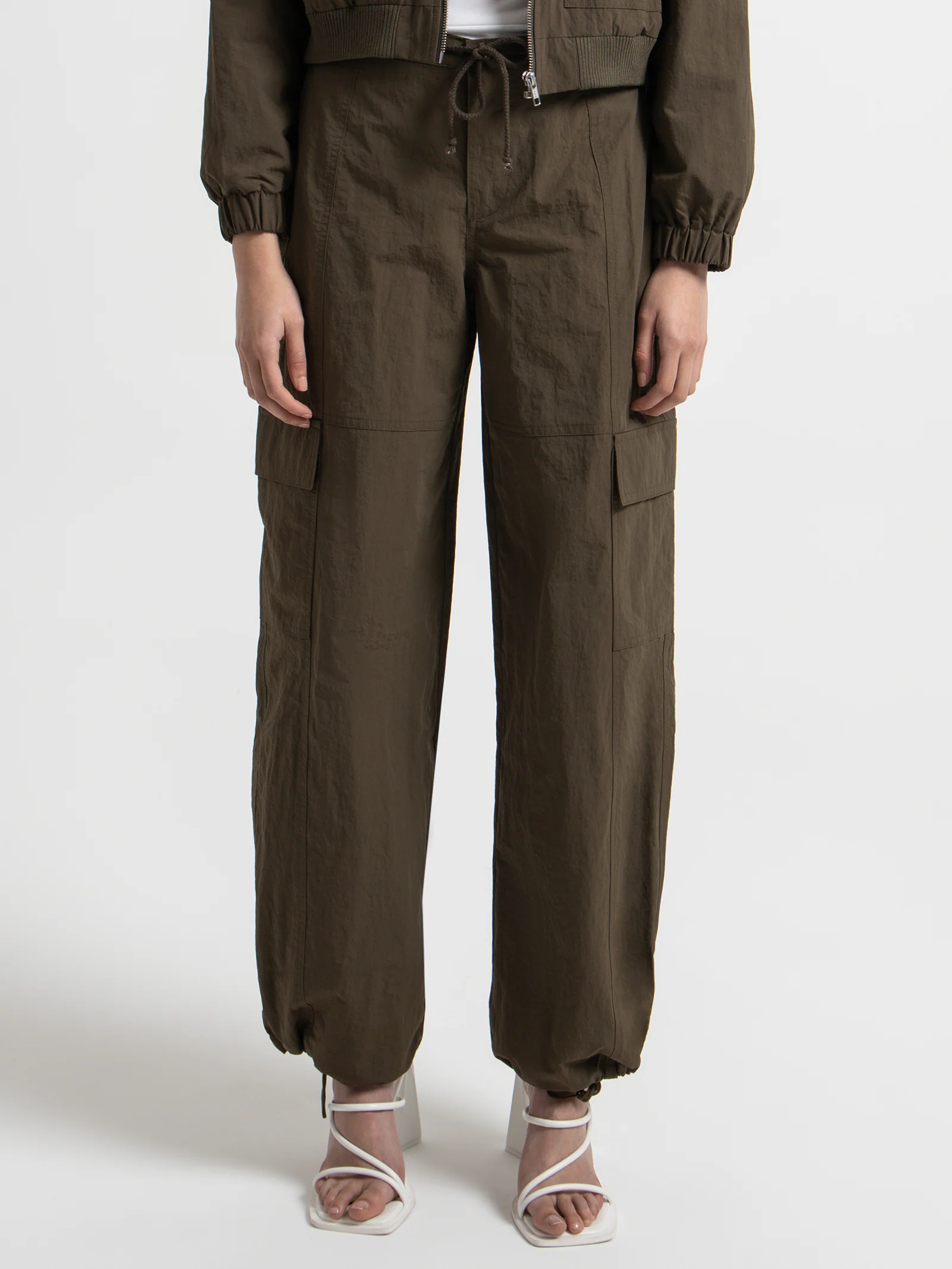 Vida Parachute Pants - Image 4