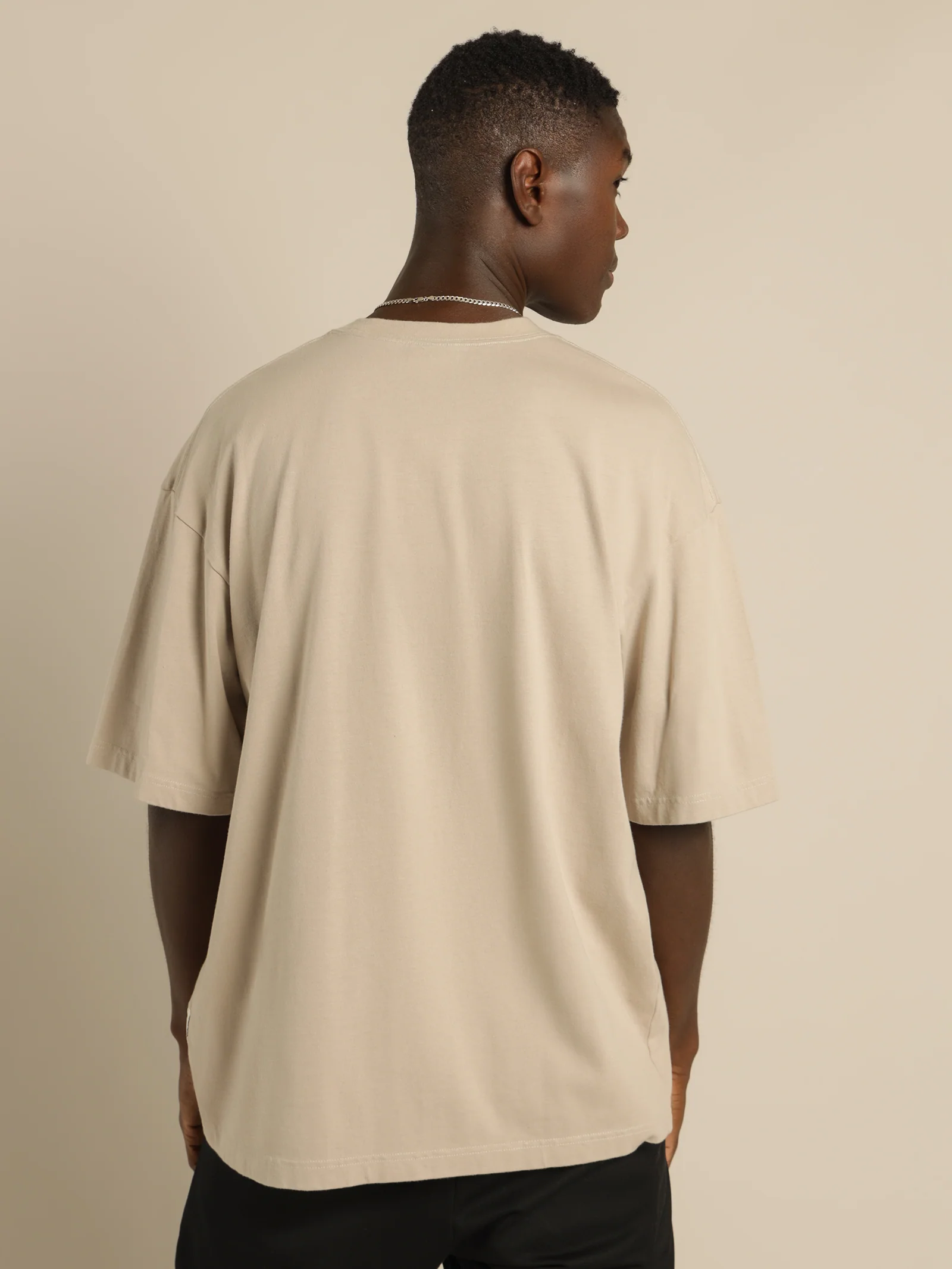 Vintage Arch Seal Georgetown Logo T-Shirt - Image 5