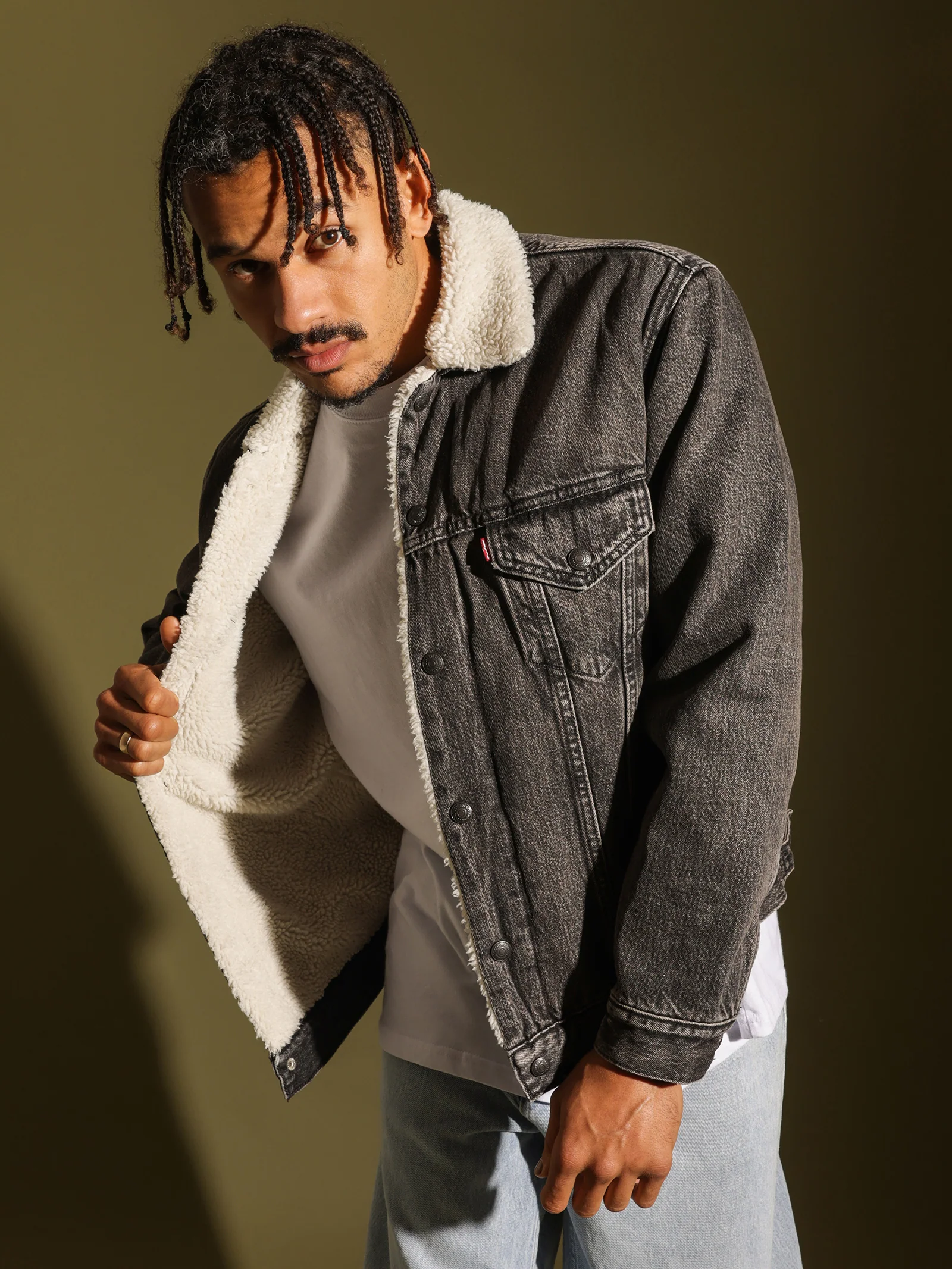 Vintage Fit Sherpa Trucker - Image 2