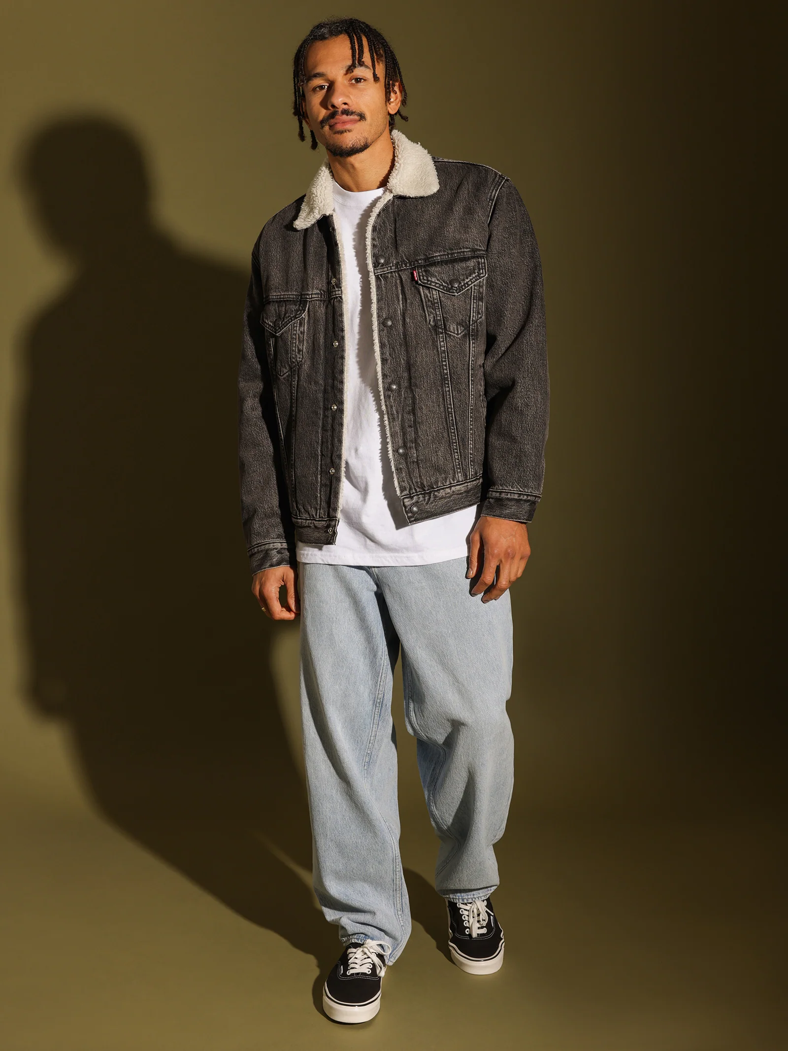 Vintage Fit Sherpa Trucker - Image 4