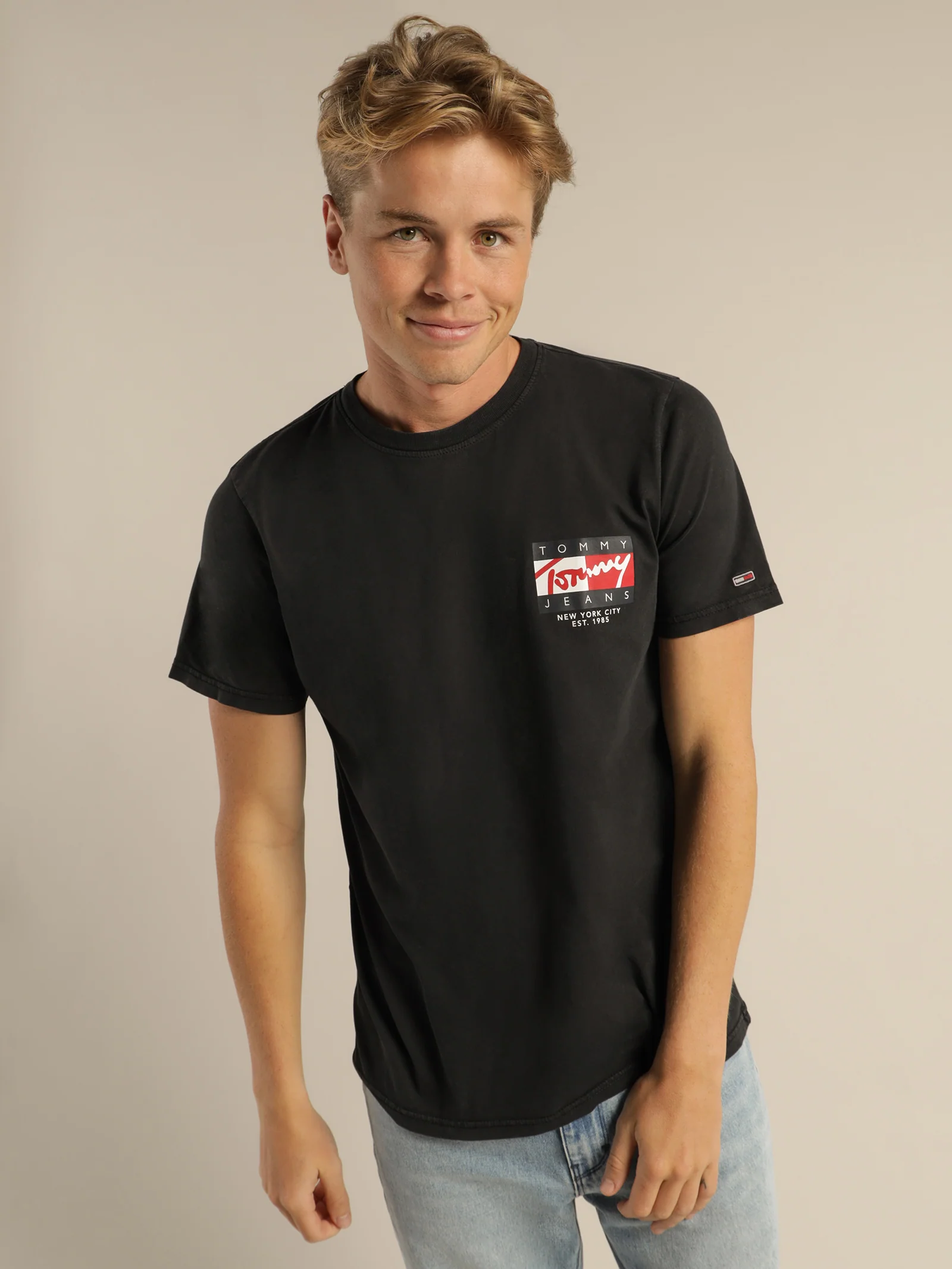 Vintage Flag T-Shirt - Image 4