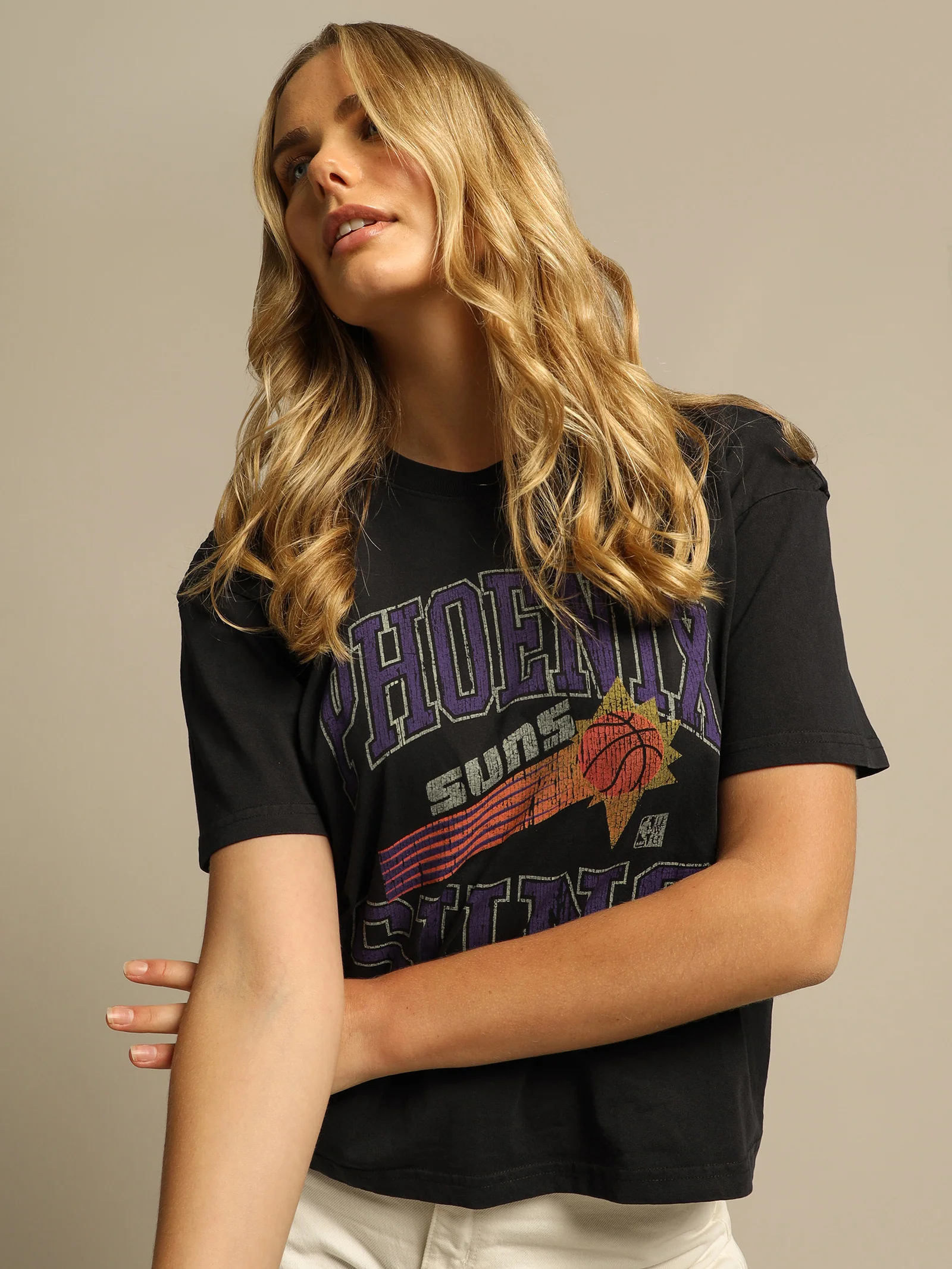 Vintage HWC Ivy Arch T-Shirt - Image 2