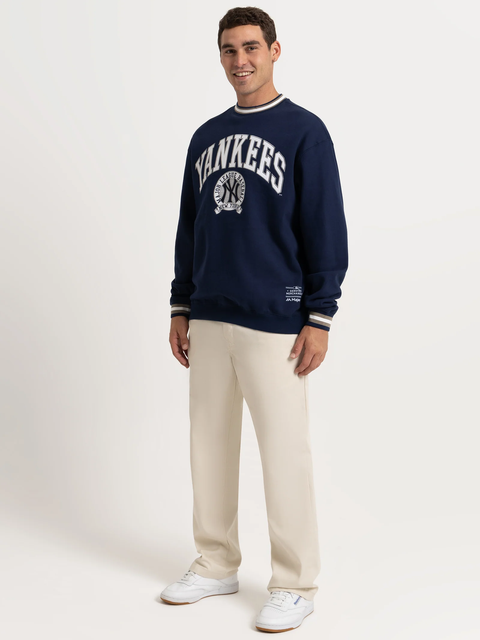Vintage NY Yankees Graphic Sweater - Image 2