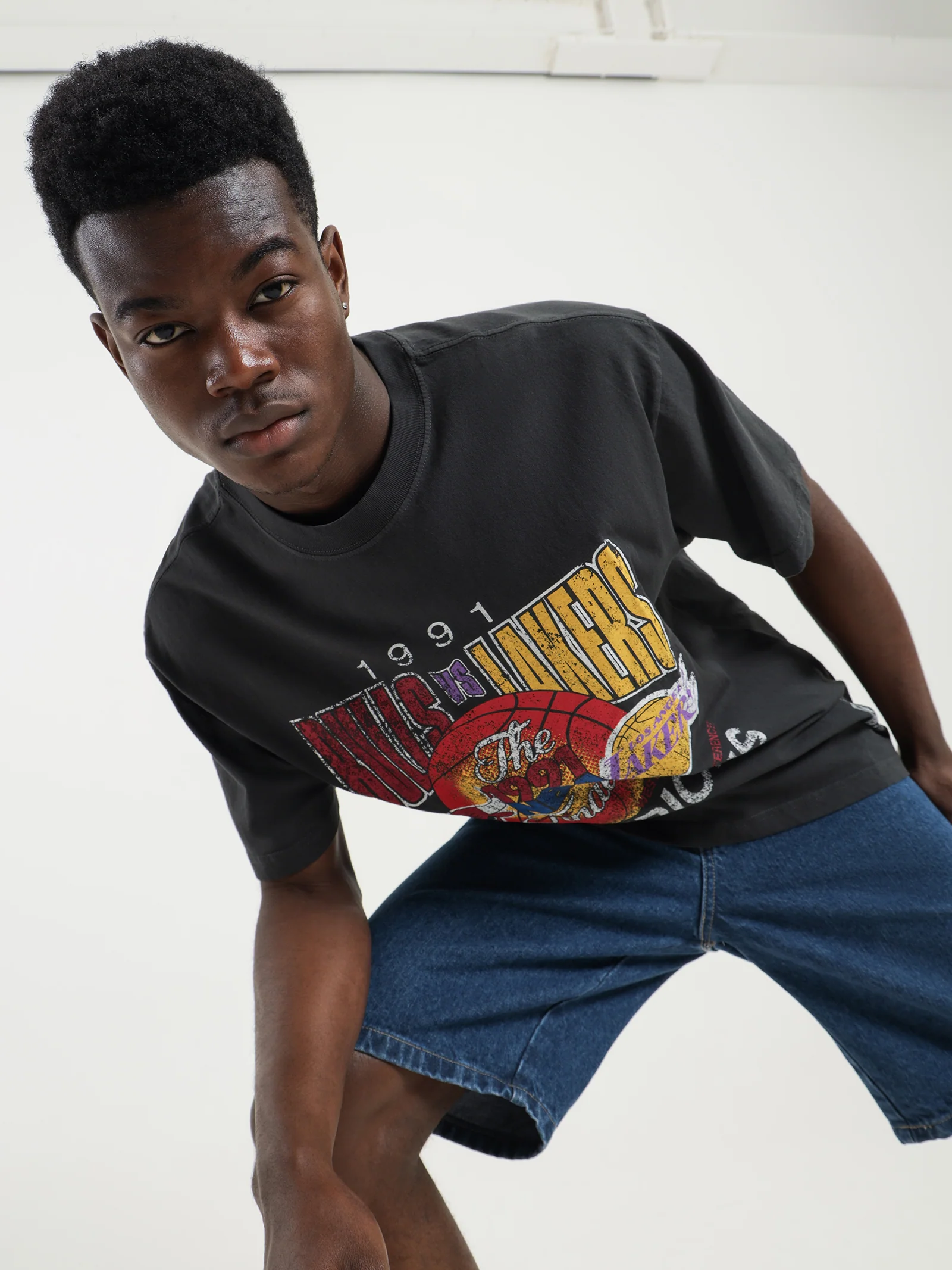 Vintage Versus Final T-Shirt - Image 2