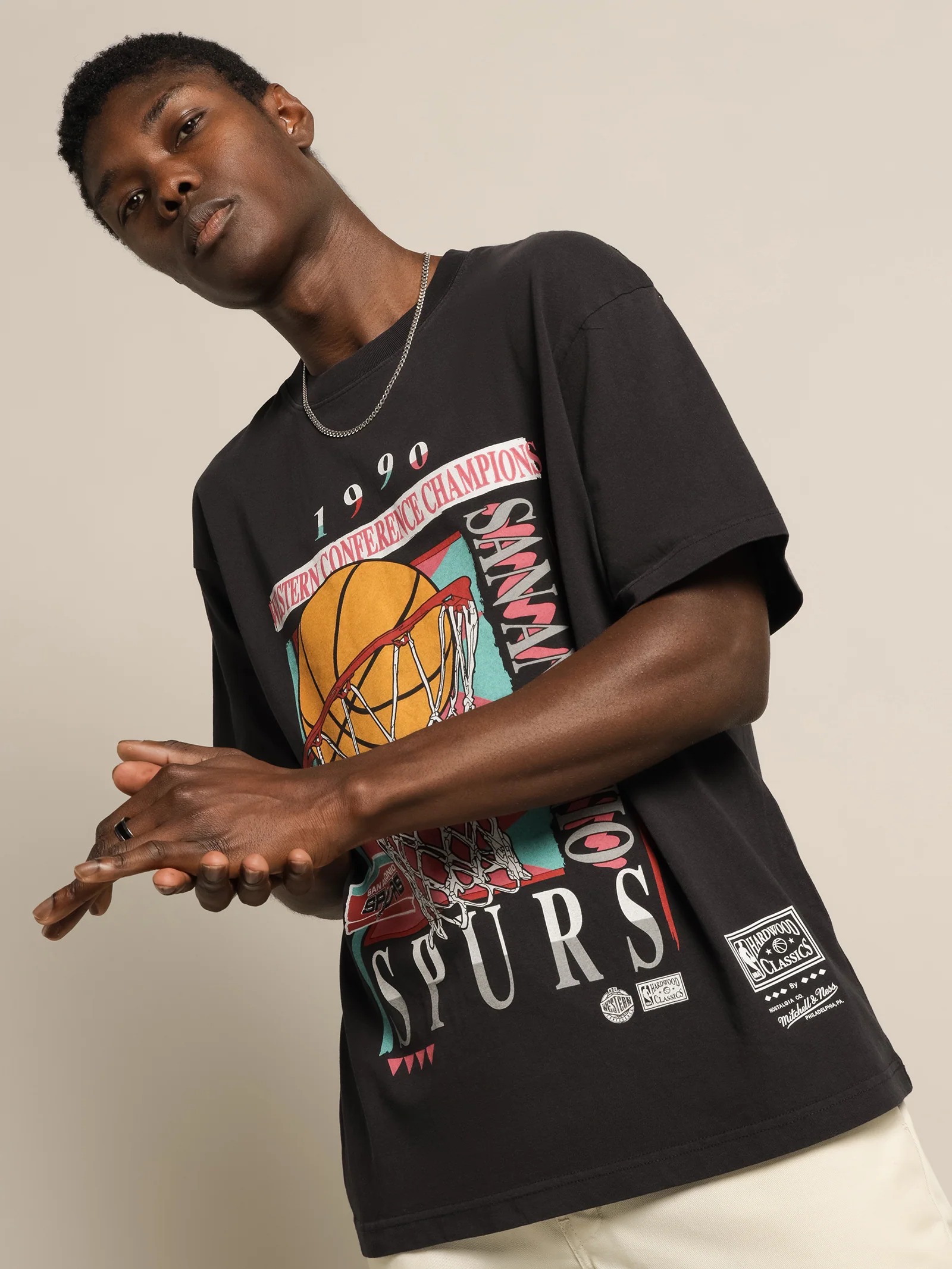 Vintage Vibes T-Shirt - Image 5