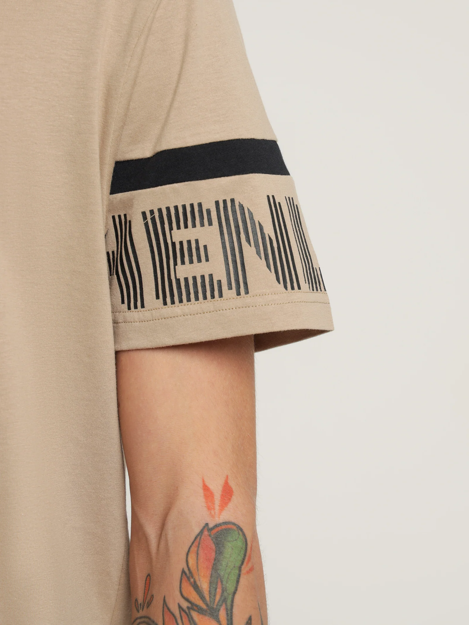 Webber T-Shirt - Image 5