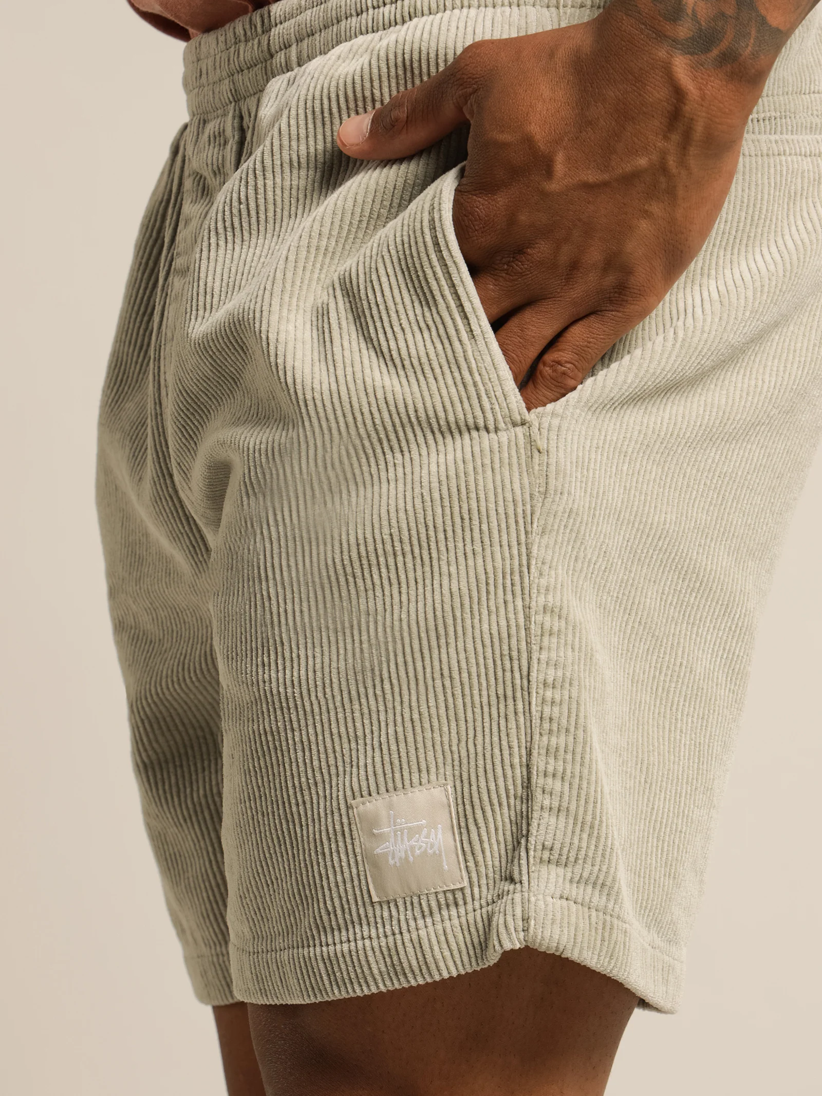 Wide Wale Cord Beachshort - Image 4