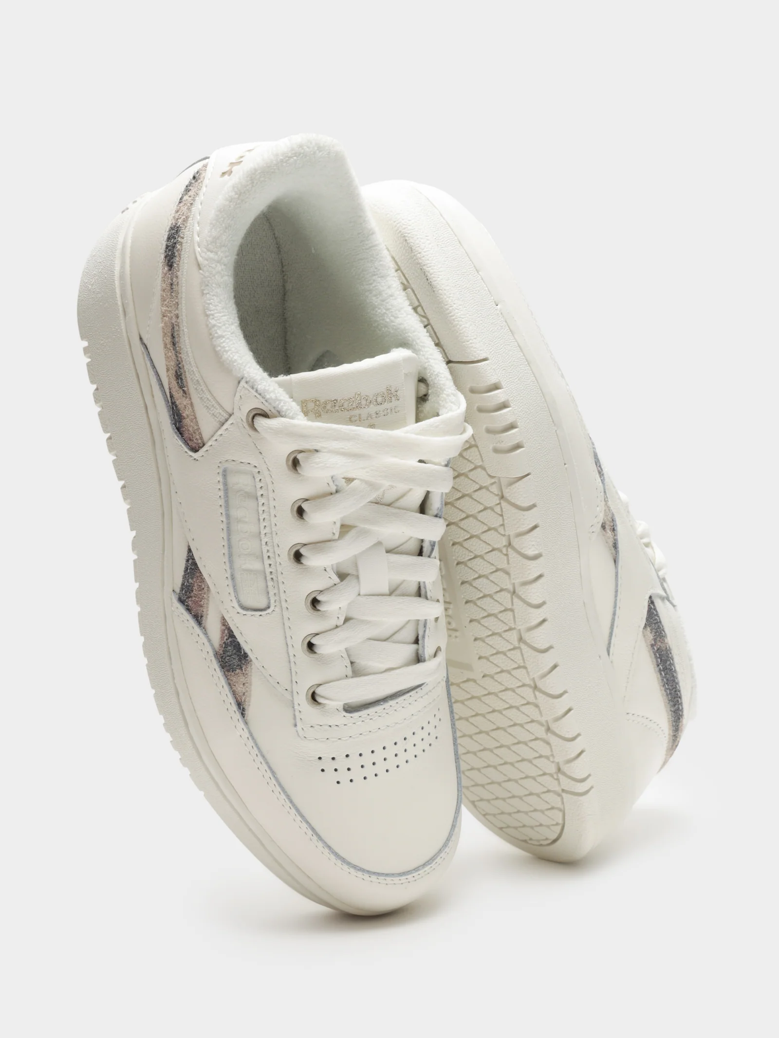 Women Classic Club C Double Sneaker