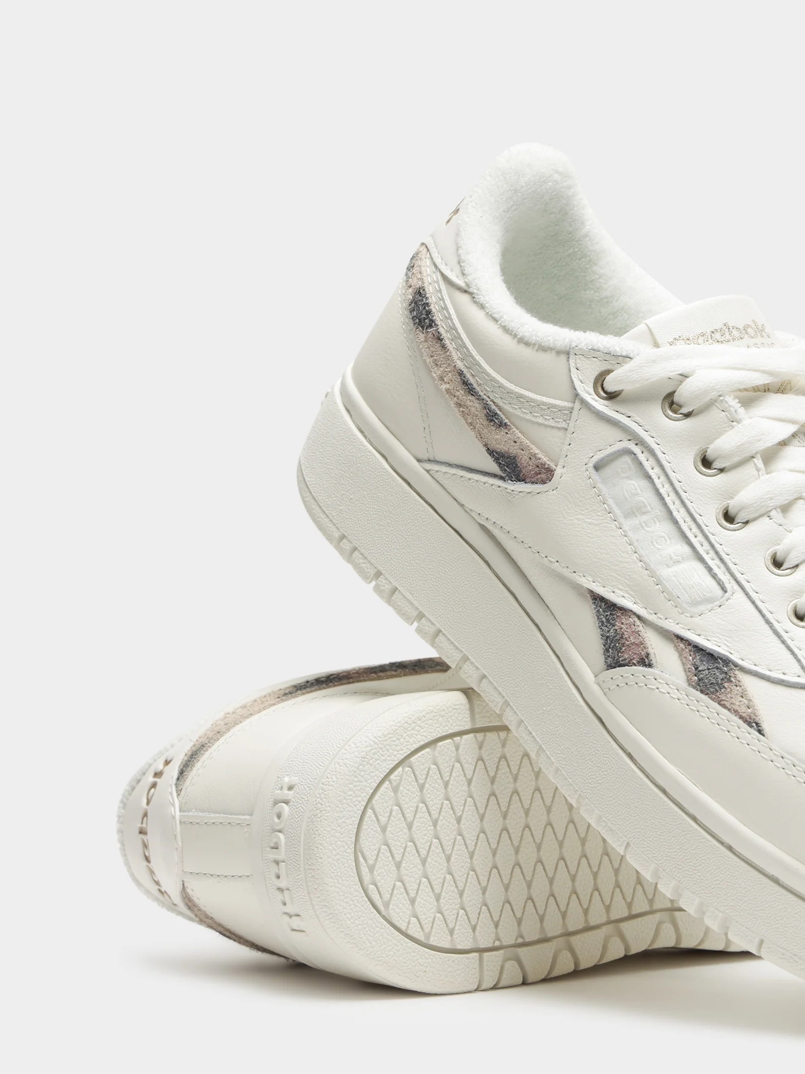 Women Classic Club C Double Sneaker - Image 5