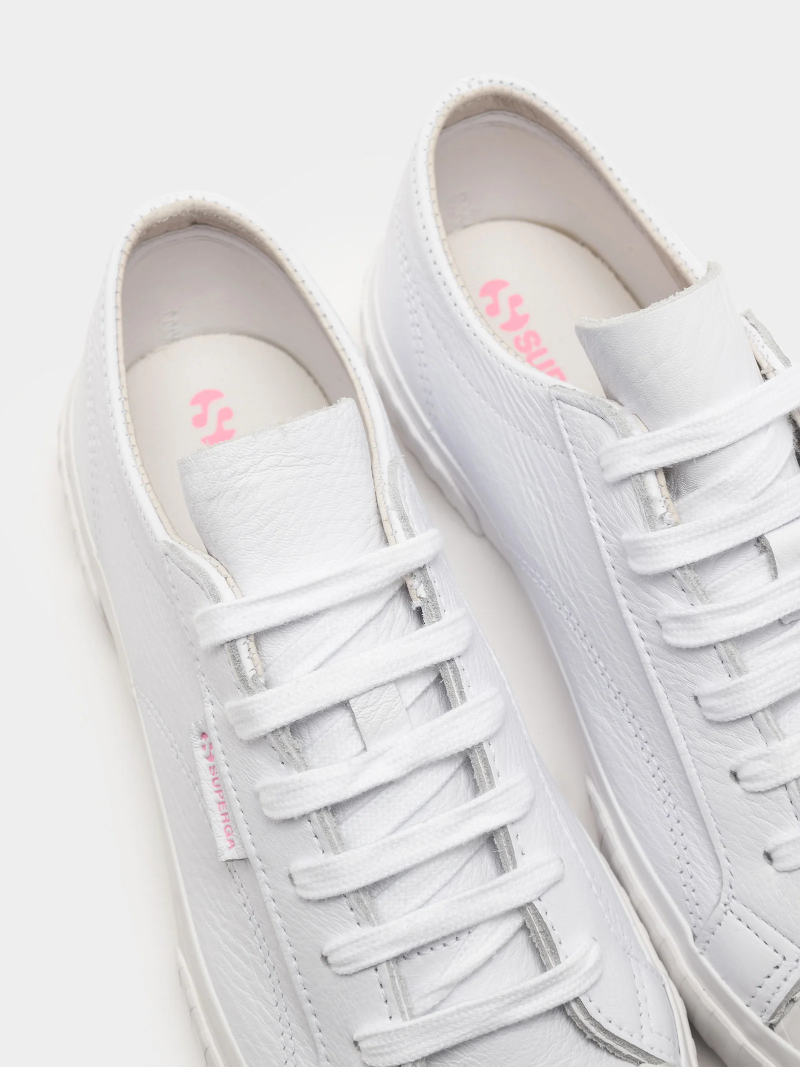 Womens 2630 Stripe Tumbled Leather Sneakers - Image 3