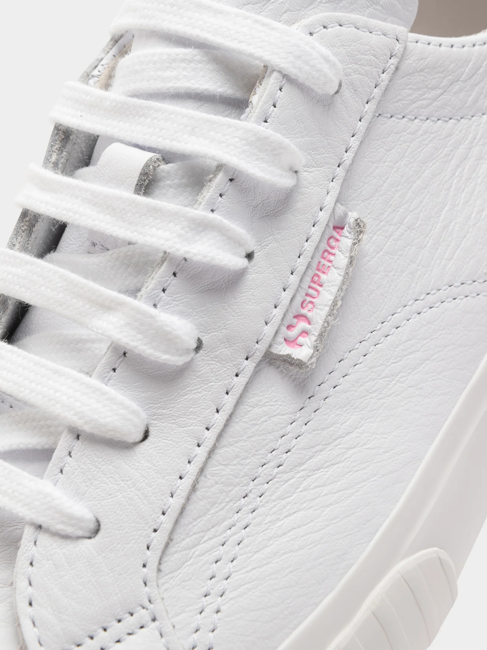 Womens 2630 Stripe Tumbled Leather Sneakers - Image 4
